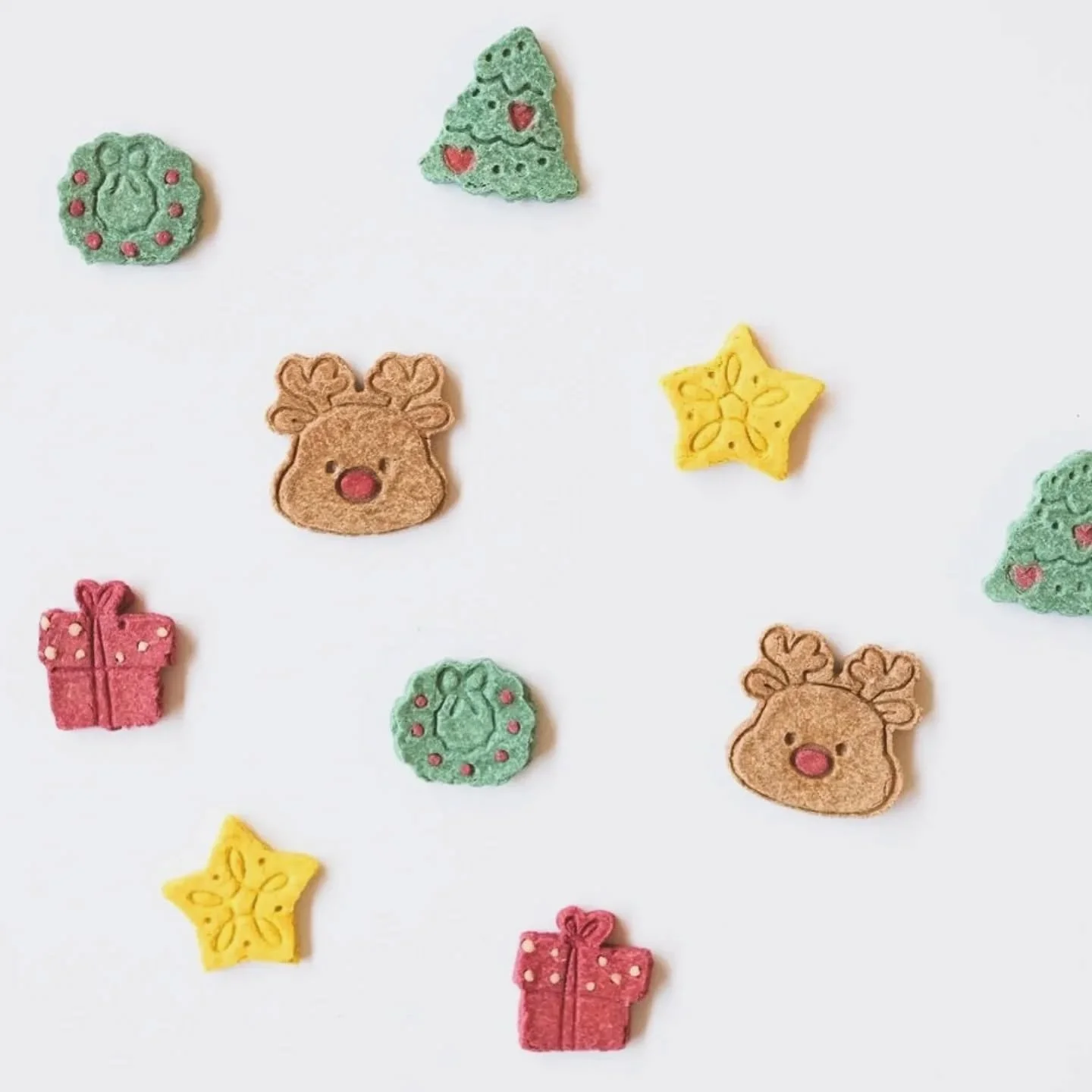 Our Christmas releases are out! 🎄🦌✨
Thank you for all your patience as we worked through our recipe and designs to make sure that these are products we are not just satisfied with, but proud to put out. Happy shopping!

🛍️ Bundle of both also avai