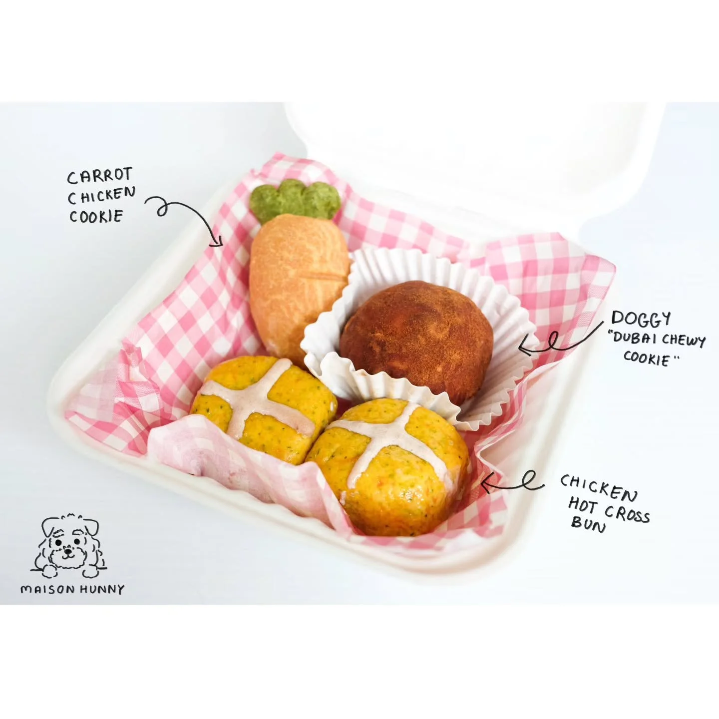 Our Easter Baked Goodie Box is here 🐣🌼
A cosy little bundle of oven-fresh treats, made to share the sweetest moments with your pups this Easter.
Inside each box:
🥕 Carrot Cookie
🍪 Doggy Dubai Chewy Cookie
🥐 2 Meaty Hot Cross Buns

A homebaked mi