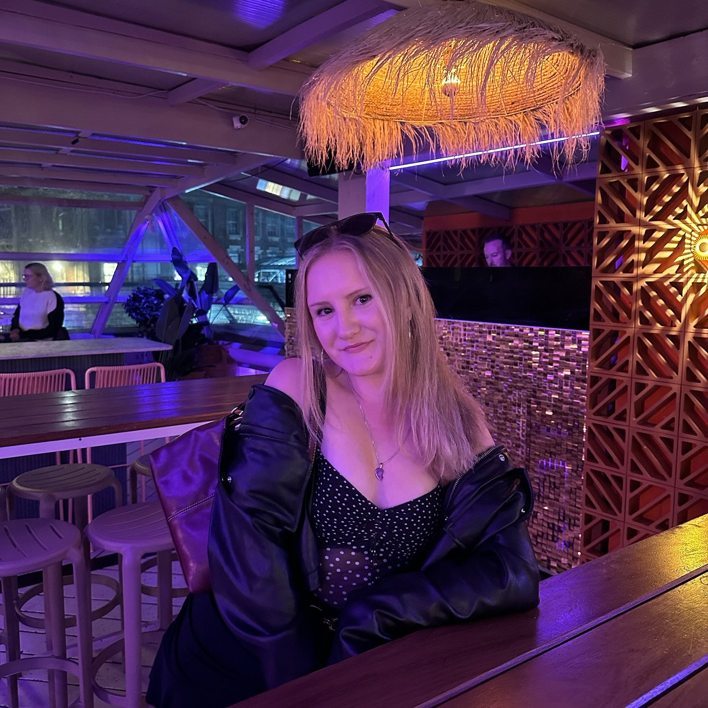 The most gorgeous hidden gem in Waterloo for some cocktails &amp; music 💖 definitely one to add to the London lists!! #invite 
&bull;
&bull;

&bull;
&bull;
#london #londonlife #londonbar #londonbars #thingstodolondon #londonthingstodo #londondrinks 