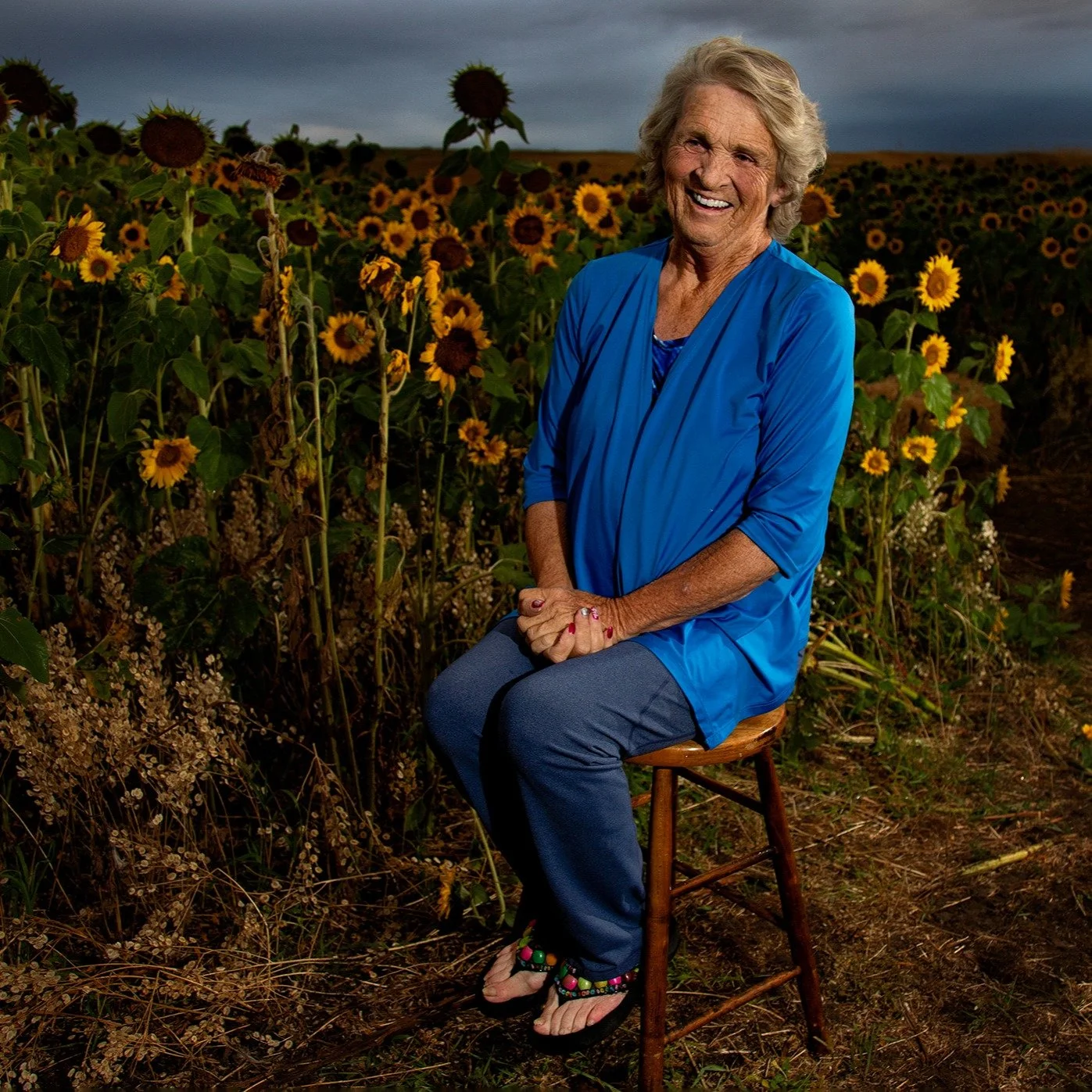 Someone recently said something to my sister about our mom.
&ldquo;Your mom was always smiling.&rdquo;
And immediately I knew exactly what they meant.
My mom, Lois, really did smile a lot.
But if you knew her, you&rsquo;d recognize something else in 