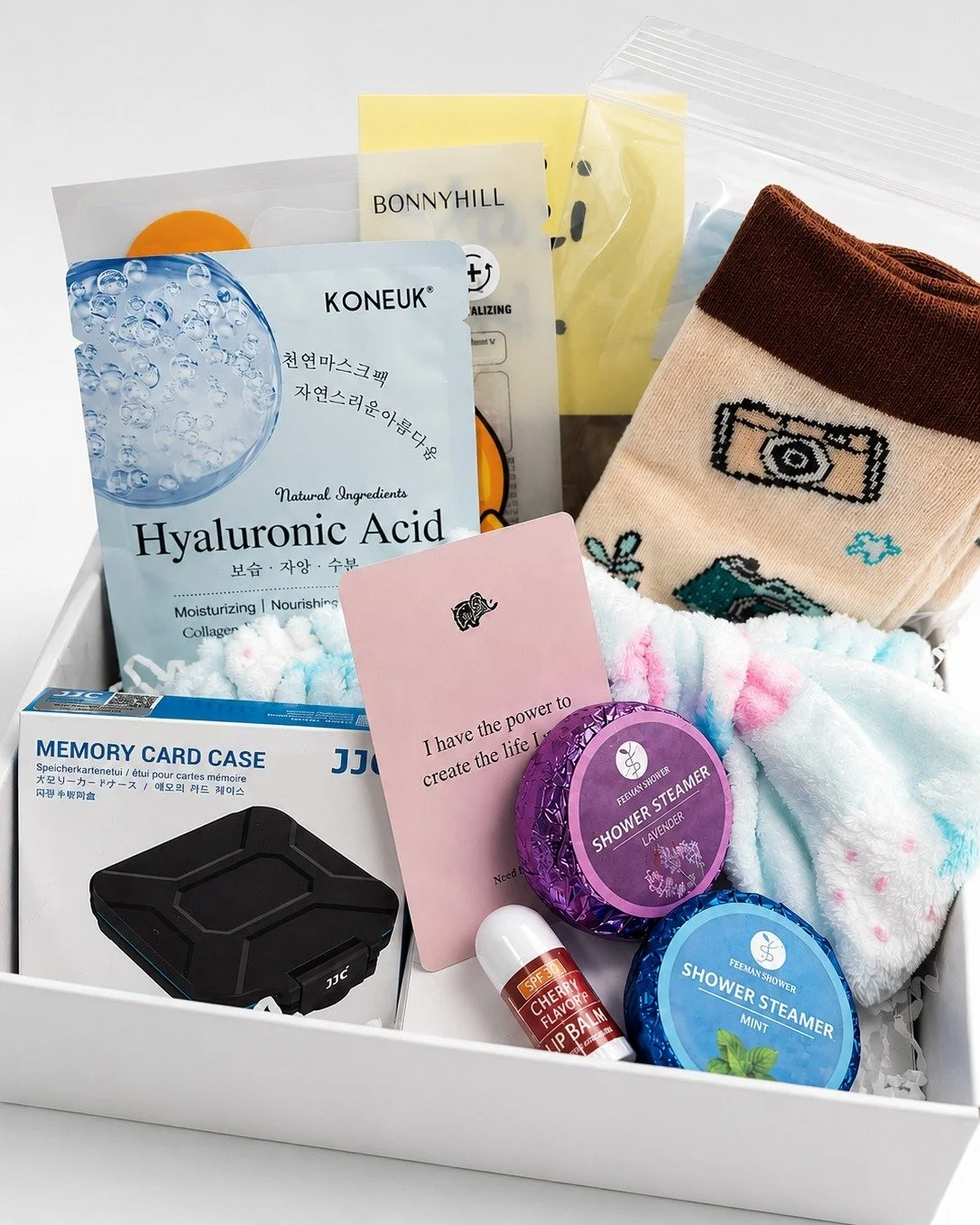 I think what makes L&rsquo;Atelier feel different is that I don&rsquo;t curate these boxes for a generic audience. I curate them woman by woman.

The products, creative details, inspiration, and overall feeling are intentionally chosen around the per
