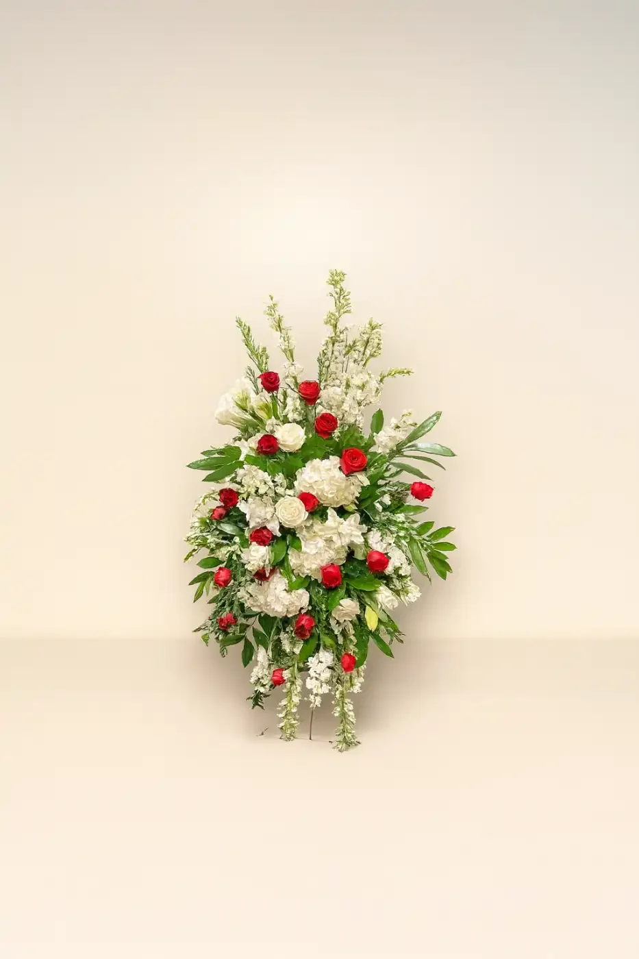 classic-red-white-standing-spray-floral-stories.webp