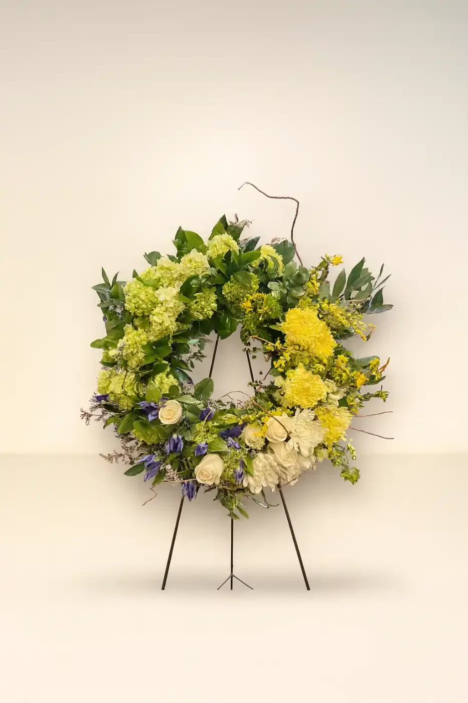 modern-green-yellow-white-wreath-floral-stories.webp