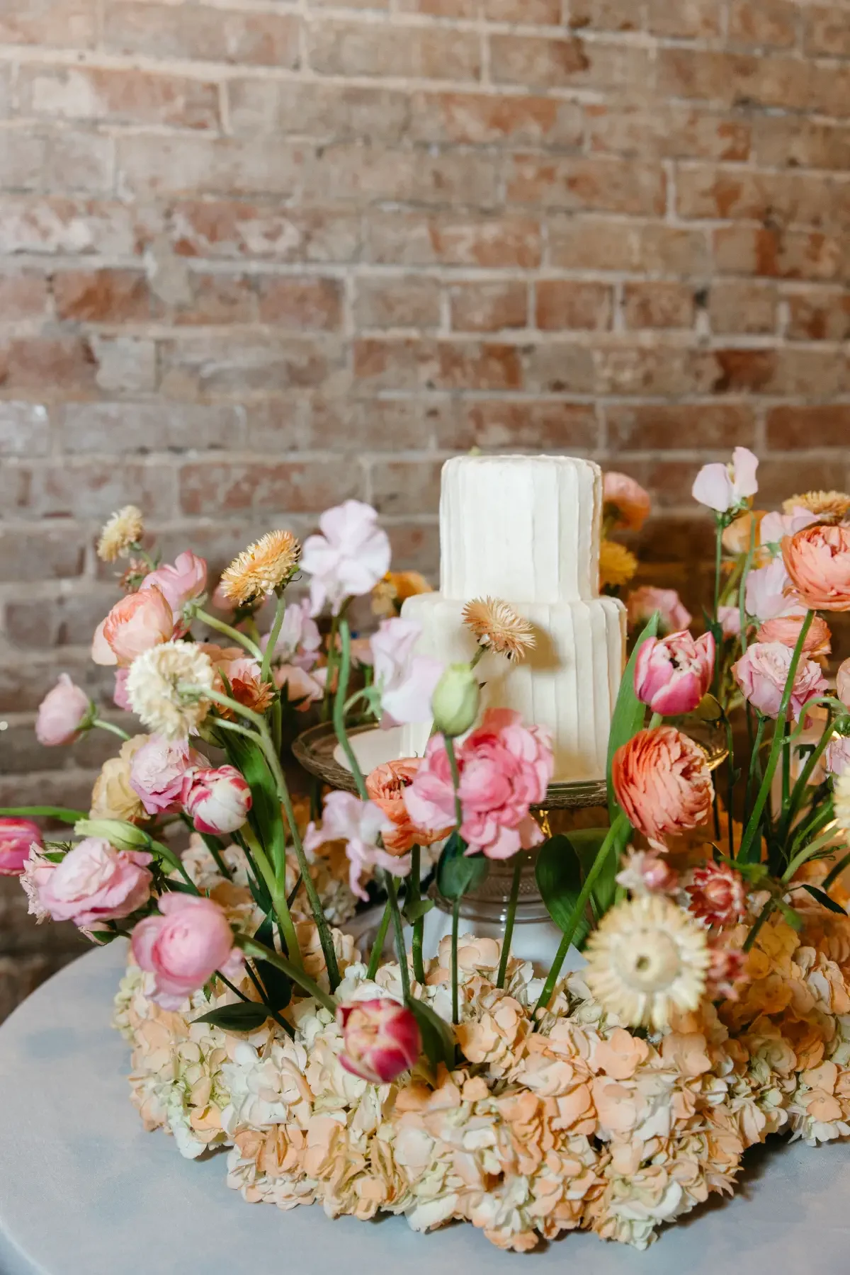 Unique-Fresh-Wedding-Blooms.webp