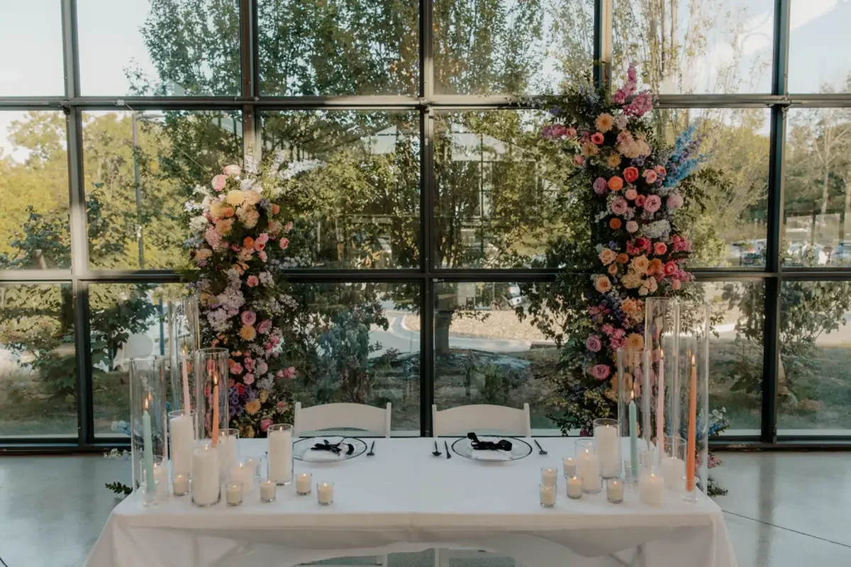 Are wedding flowers worth it on your wedding day?