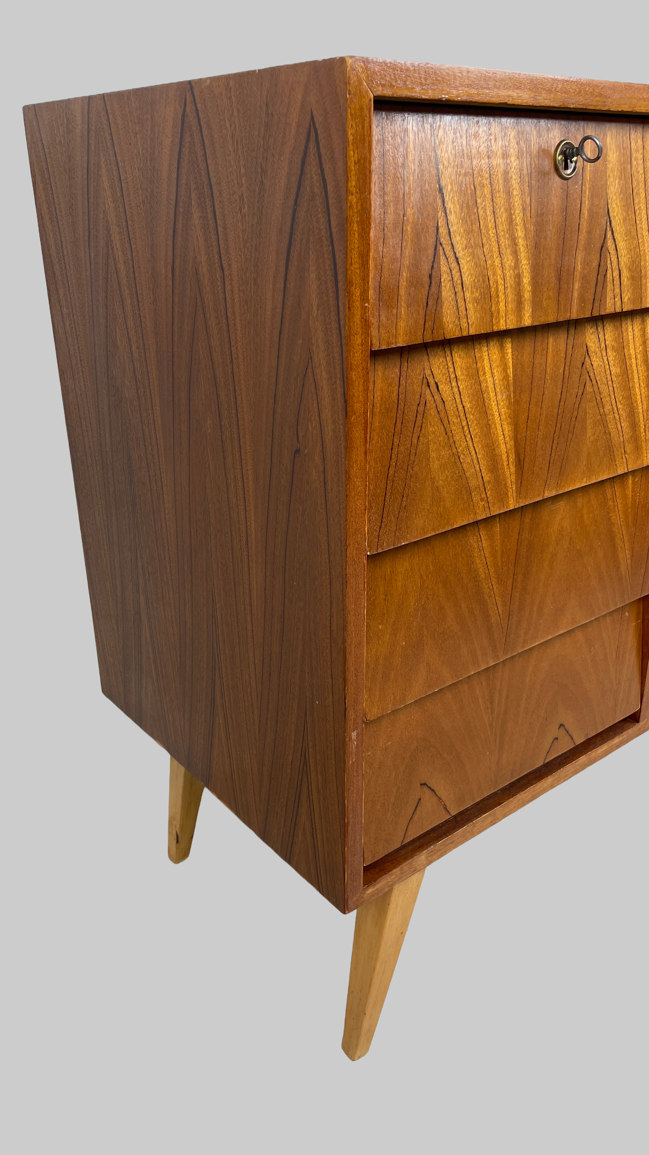 Remove background project 7.PNG