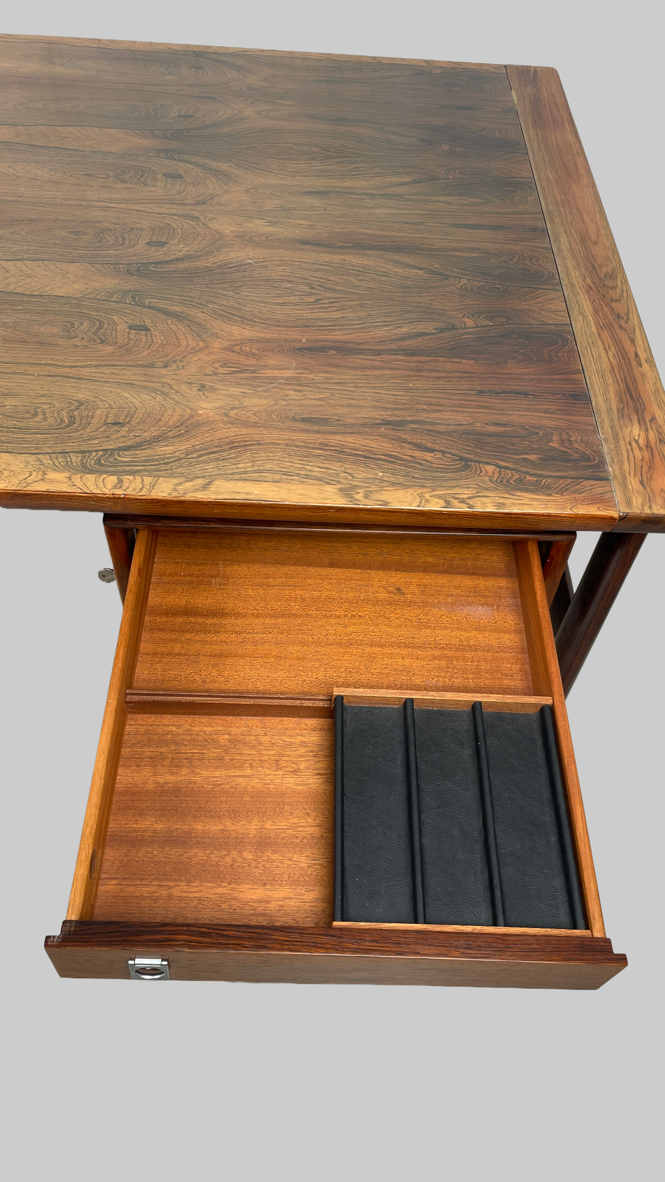 Remove background project 16.PNG