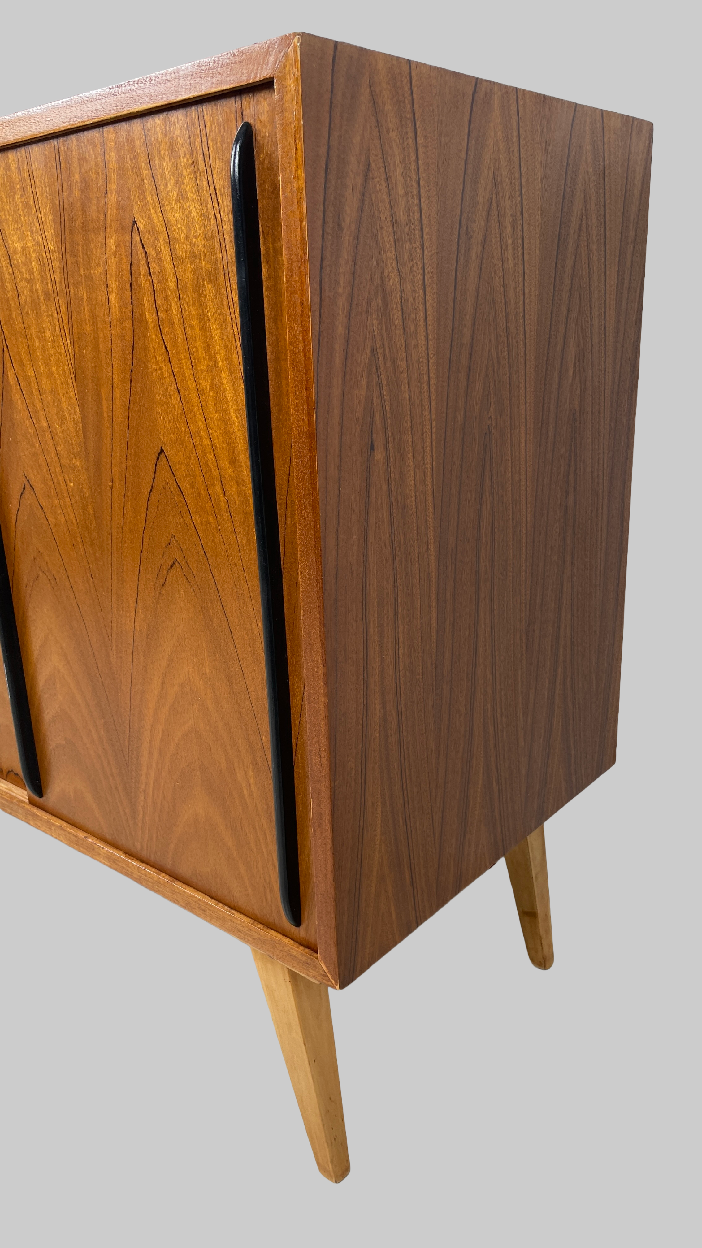 Remove background project 6.PNG