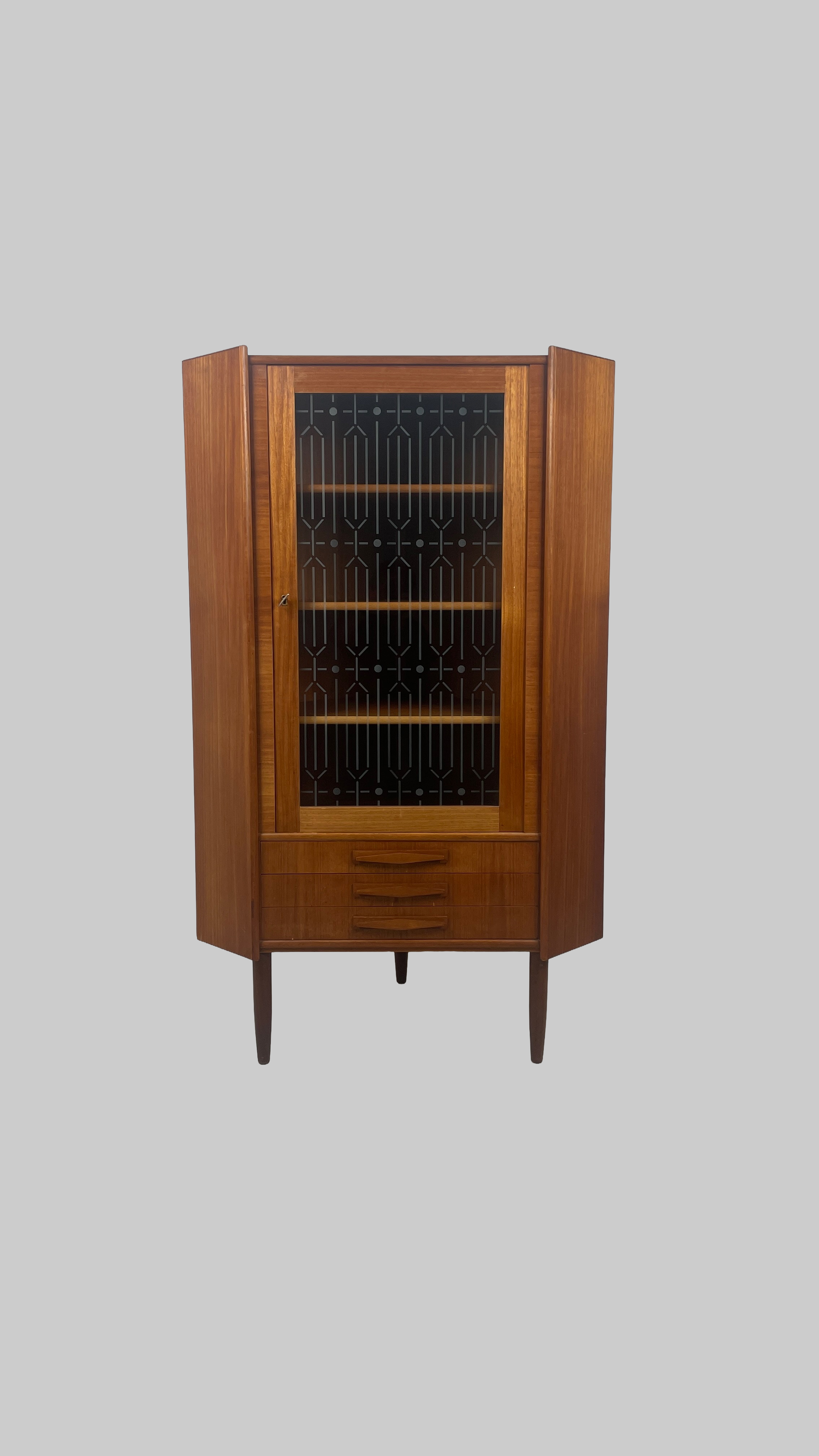 Remove background project 8.PNG