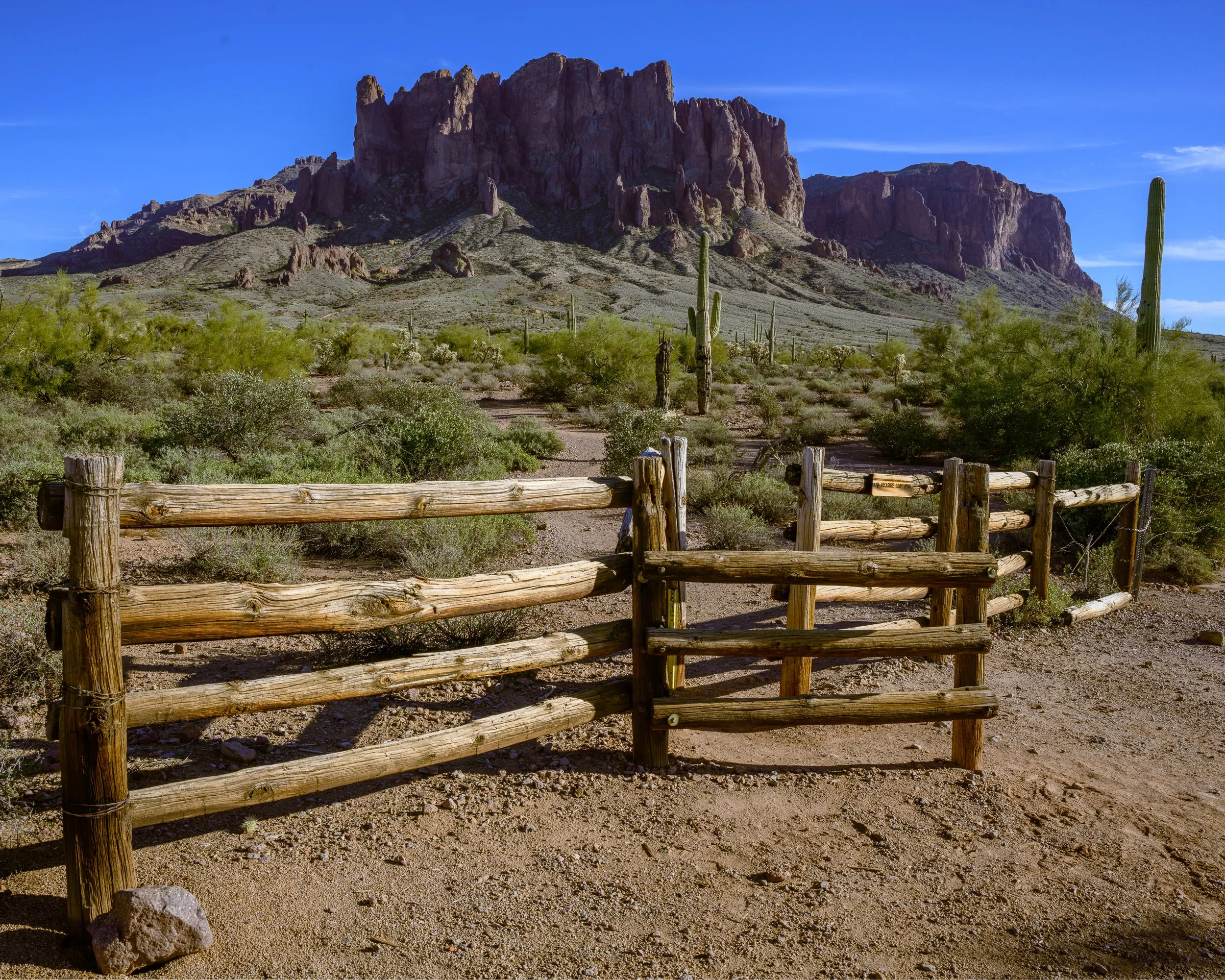Lost Dutchman State Park, Superstitions  Wilderness, Arizona