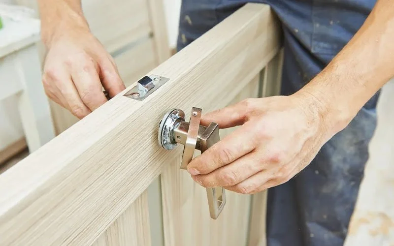 Door repair and hinge replacement Oklahoma City