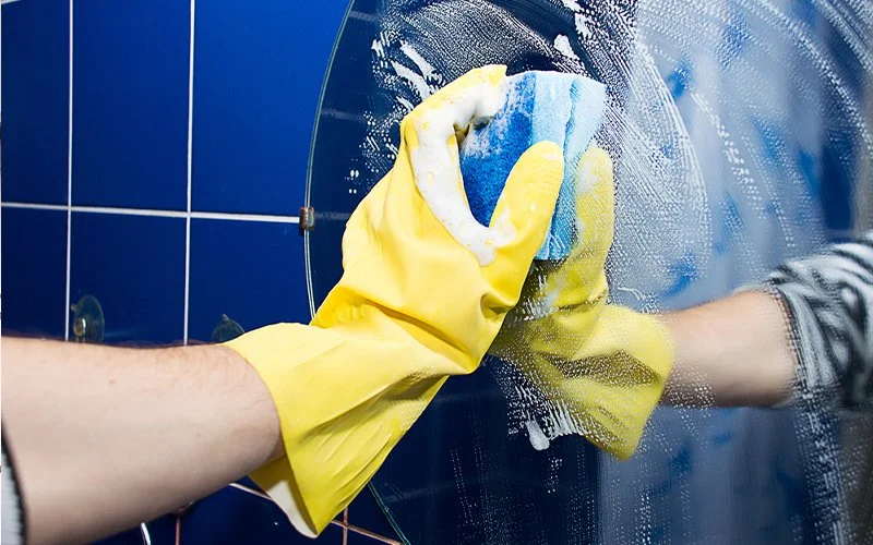 Professional deep cleaning of a modern kitchen in Edmond, Oklahoma