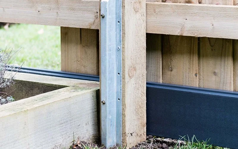 Installing vinyl fence post Yukon OK