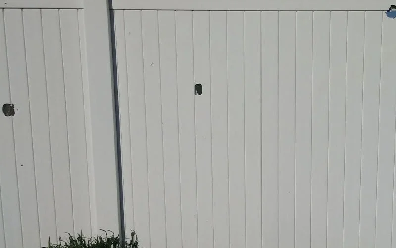 Replacing vinyl fence post Yukon OK