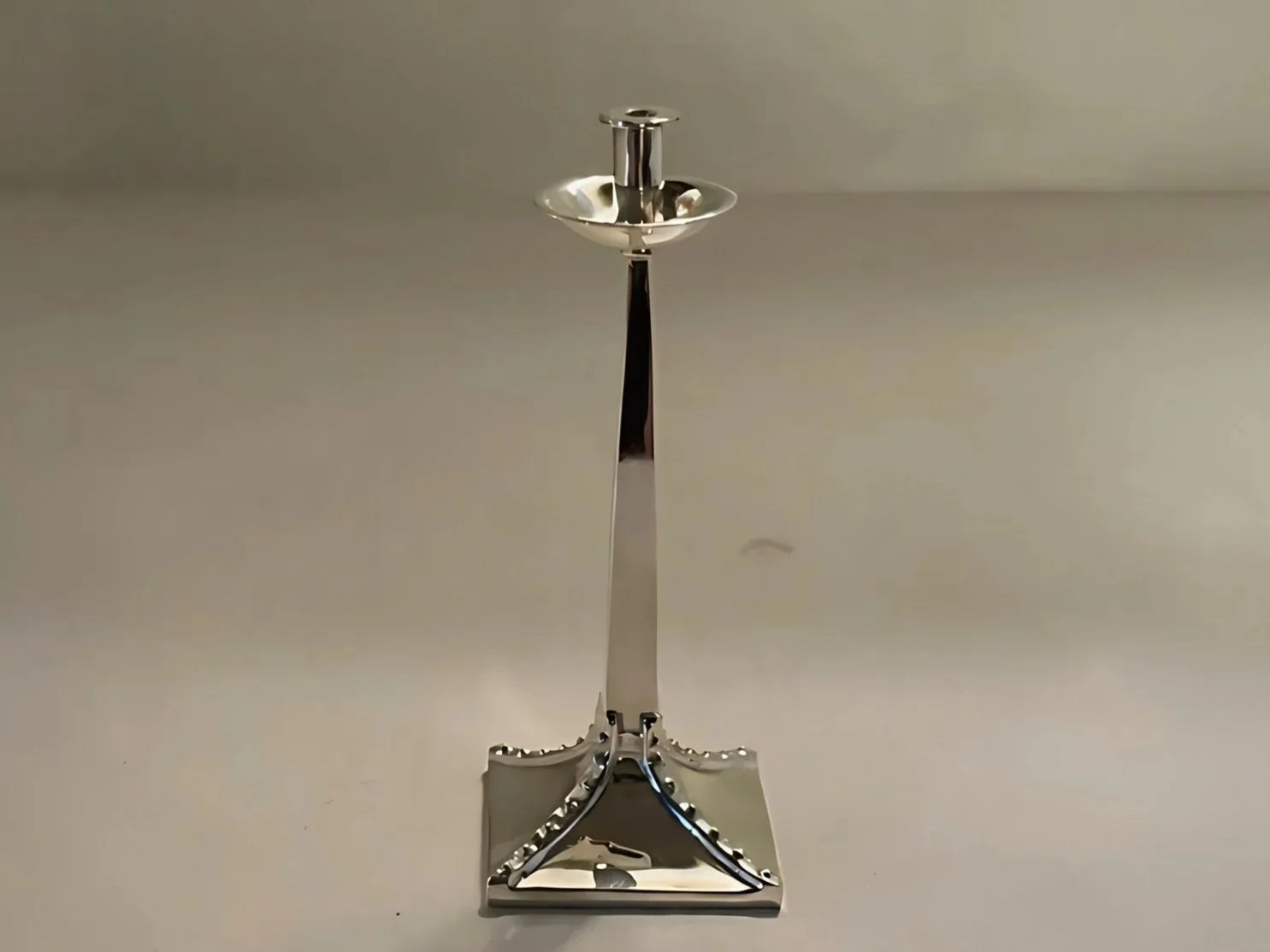 B4 Arts&Crafts Candlestick