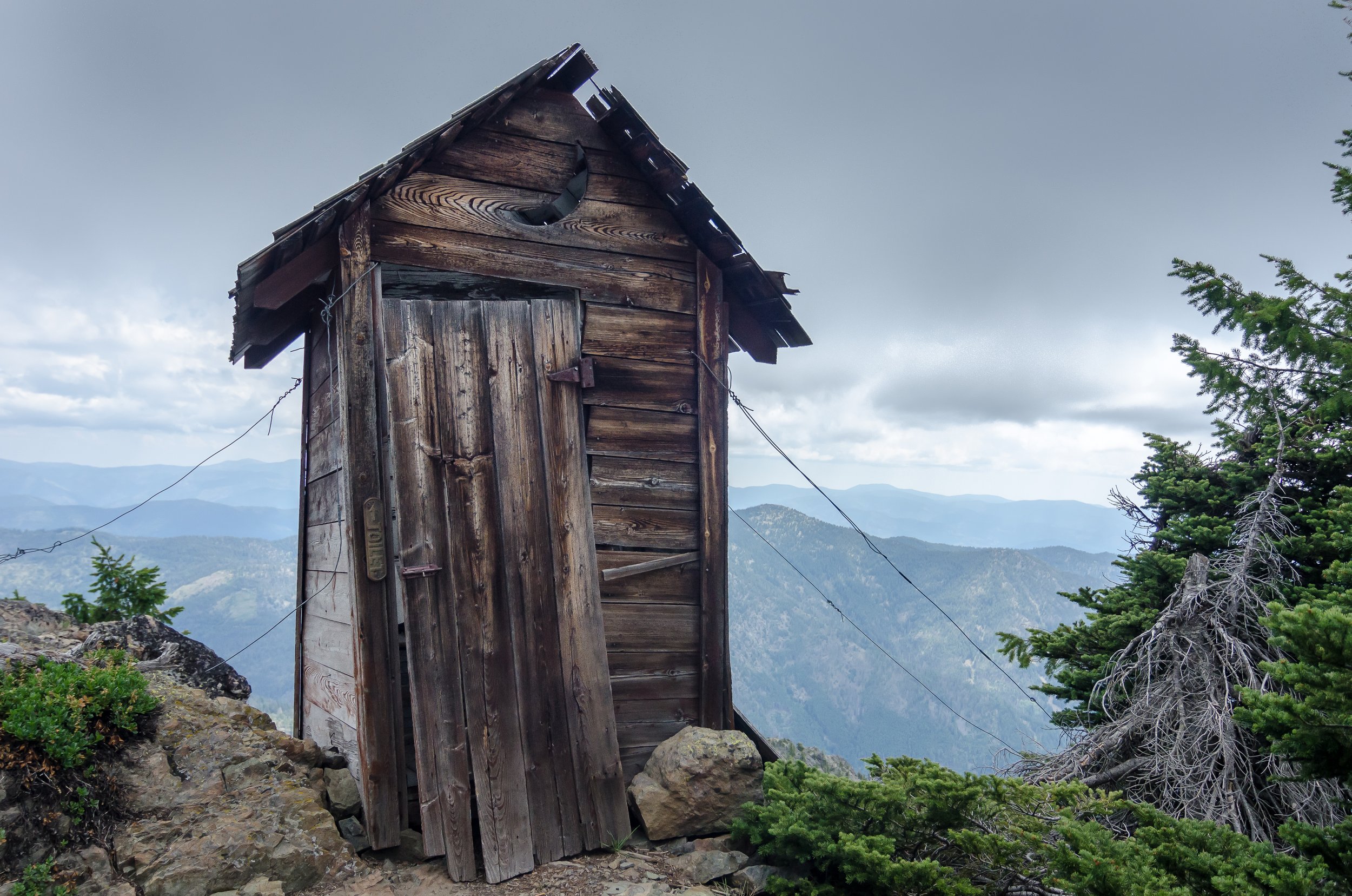 GoatPeakLookoutOuthouse.JPG
