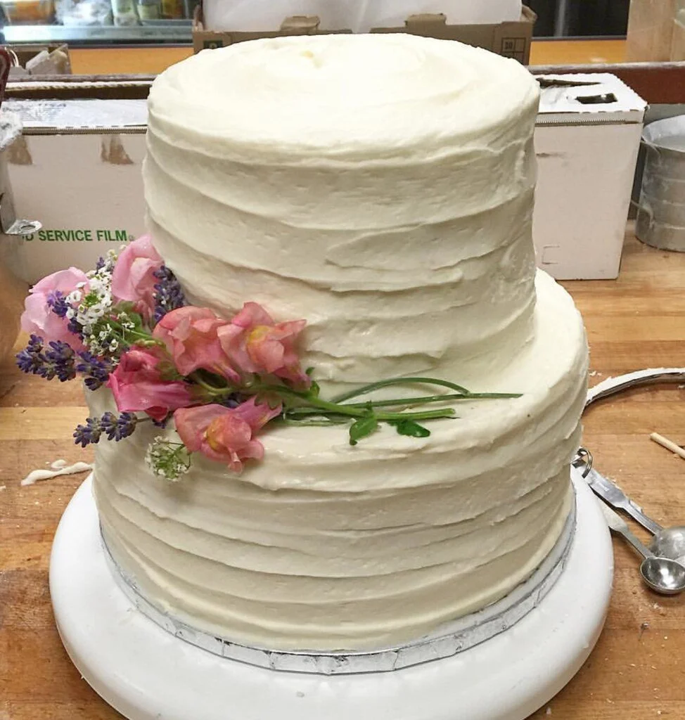 Simple Wedding Cake with Flowers