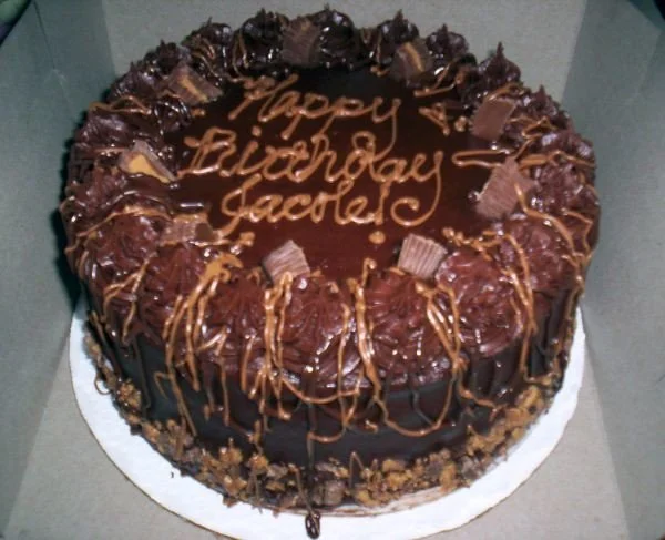 Chocolate Peanut Butter Cake with Peanut Butter Filling and Peanut Butter Cups