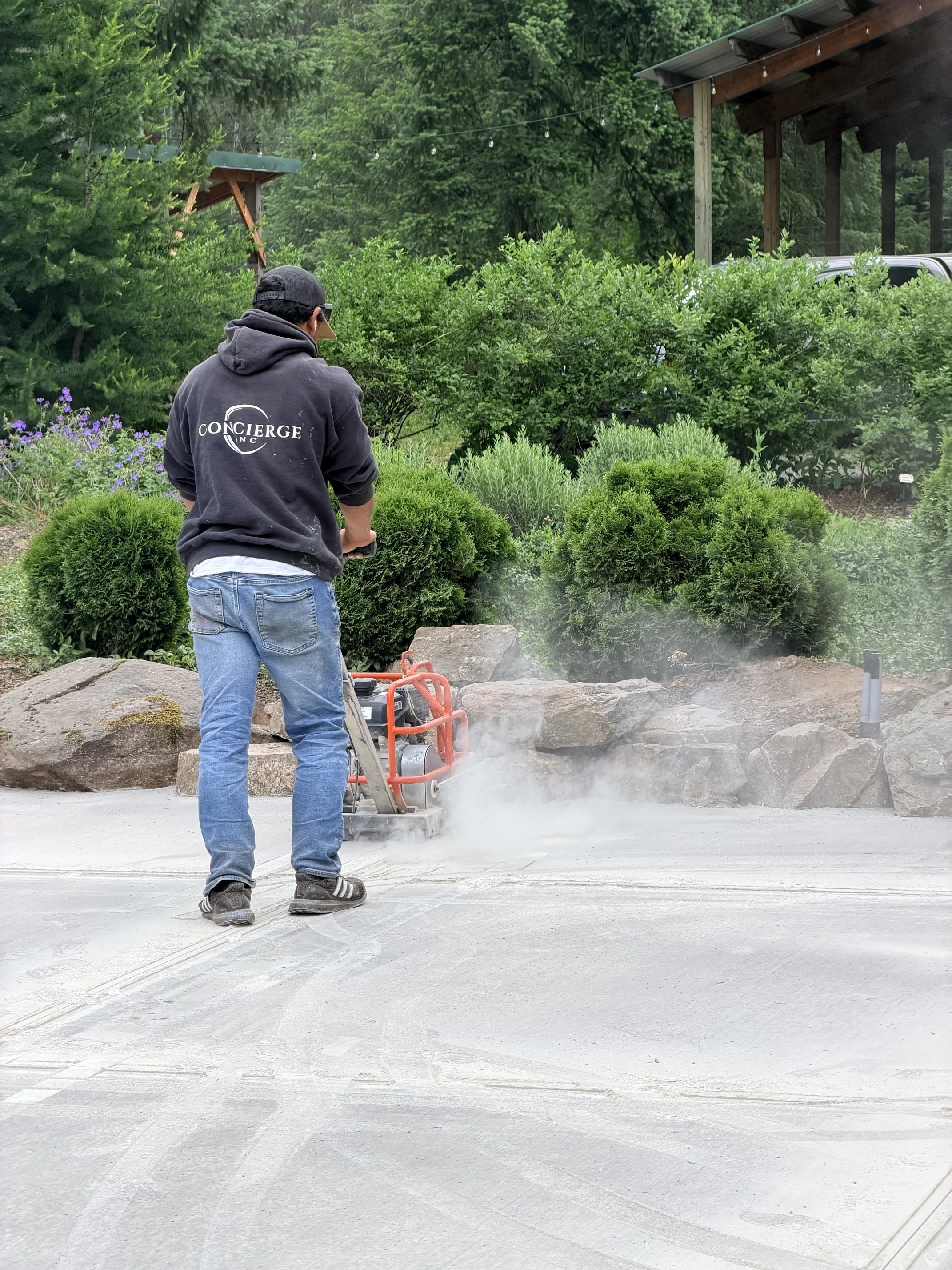 finishing a custom concrete patio in Rathdrum Idaho