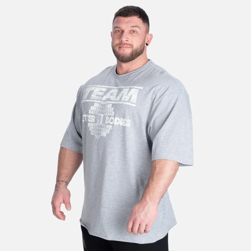 BB_TeamPumpCoverIronTee_LGW03.jpg