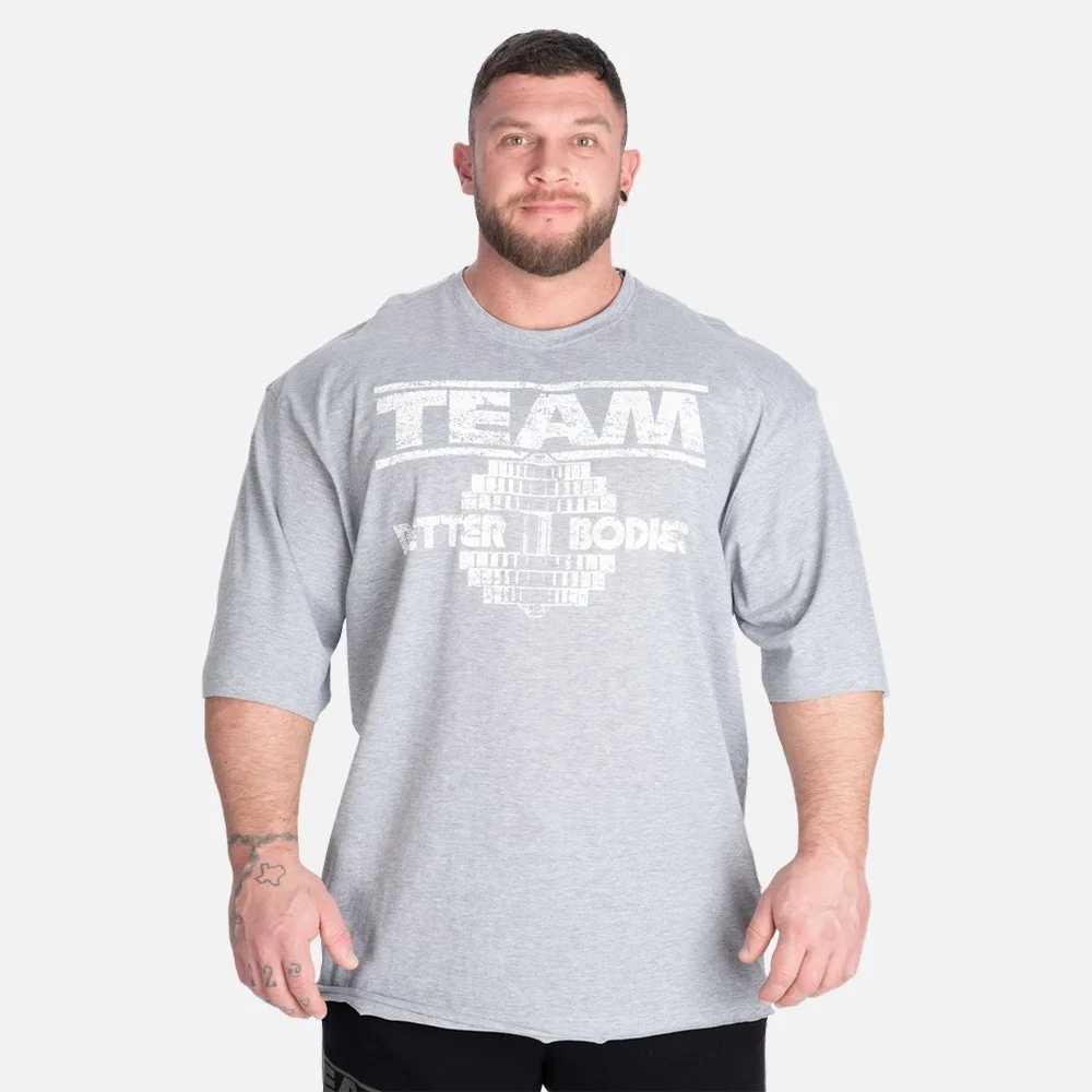 BB_TeamPumpCoverIronTee_LGW01.jpg