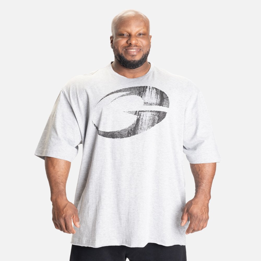 GASP_PumpCoverIronTee_Lightgrey03.jpg