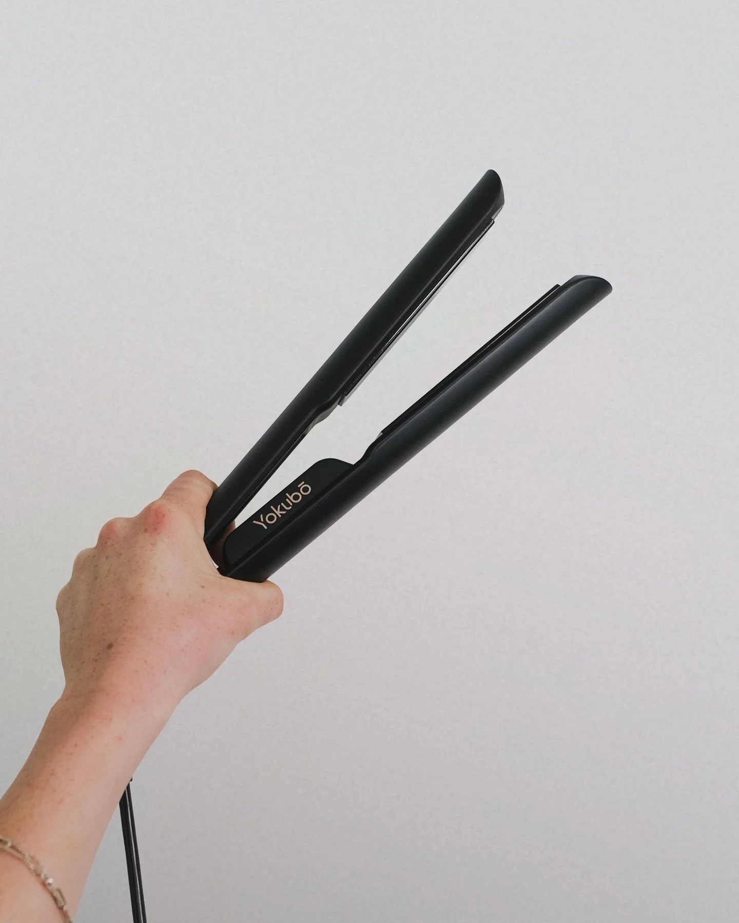 Meet the Yokubō  hair straightener, designed to transform your hair routine!

Lightweight, fast-heating, and powered by ionic &amp; infrared technology for that glossy, healthy finish you've been dreaming of.

No more arm fatigue. No more heat damage