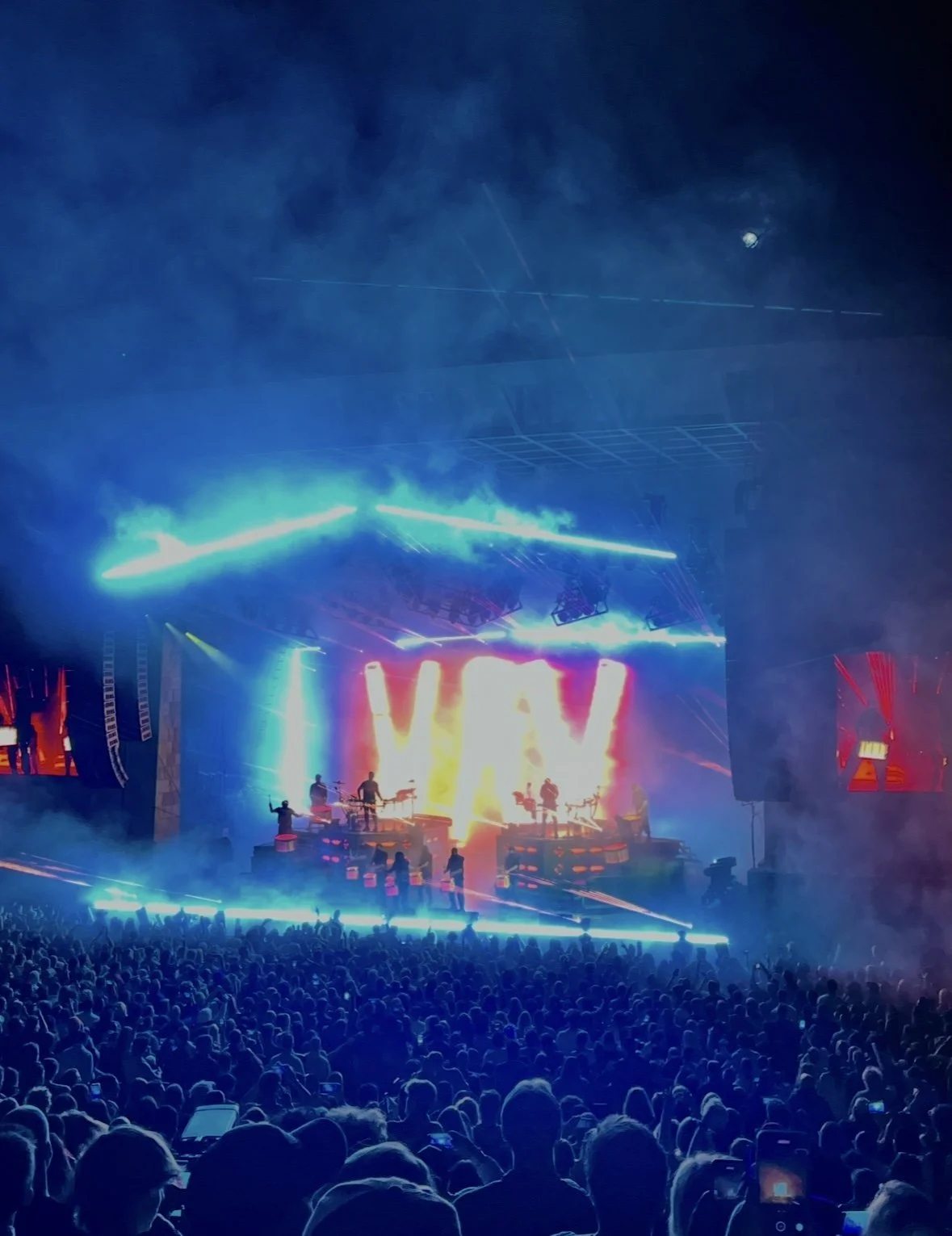 ryan-kahler-portfolio-odesza-sb-bowl.jpg