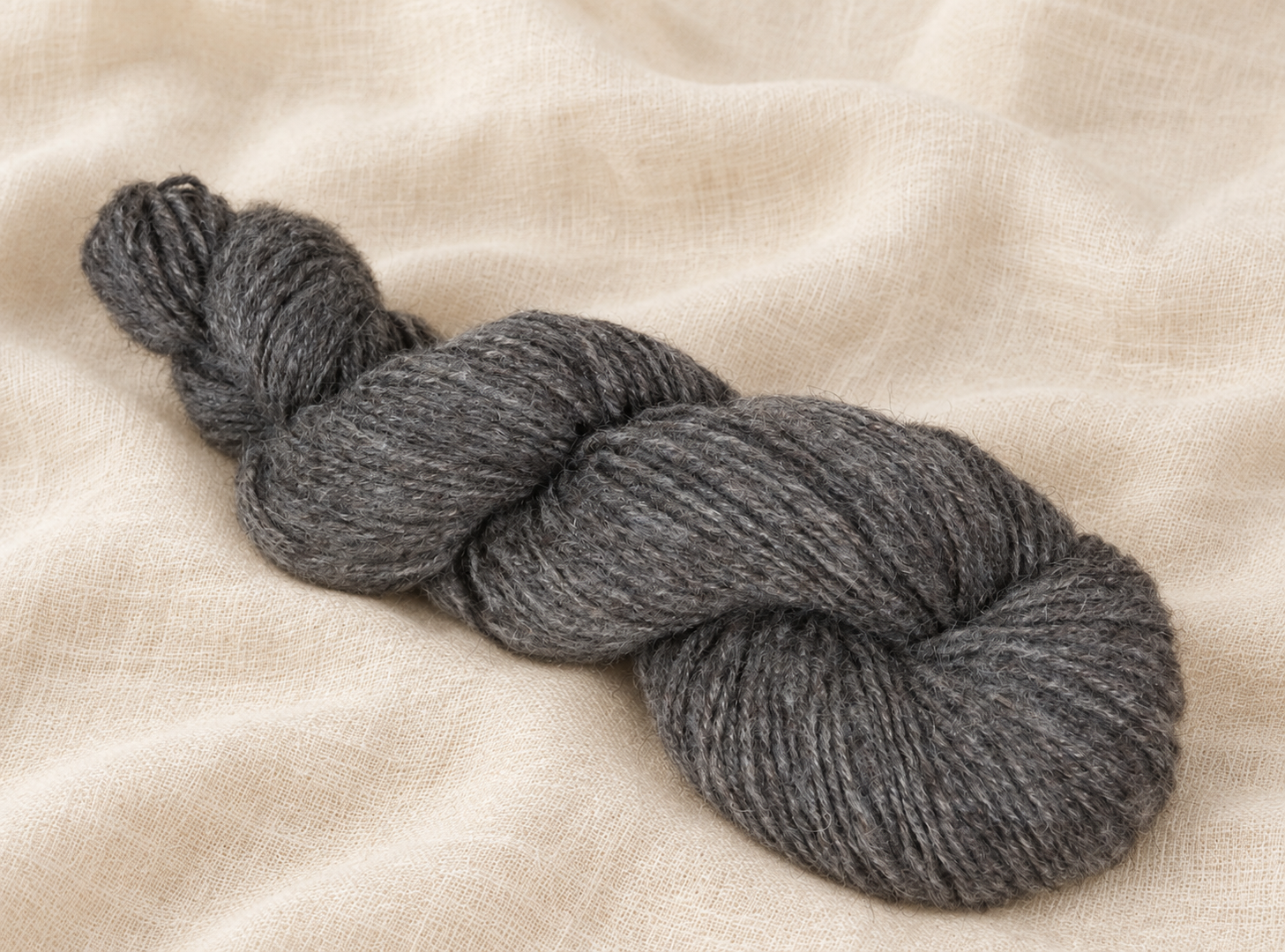 Gray yarn chat.png