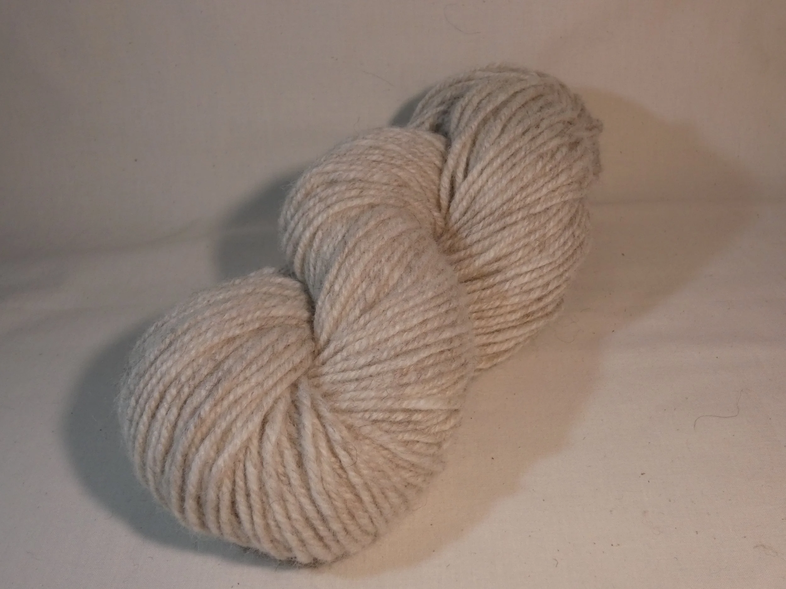 Natural color yarn