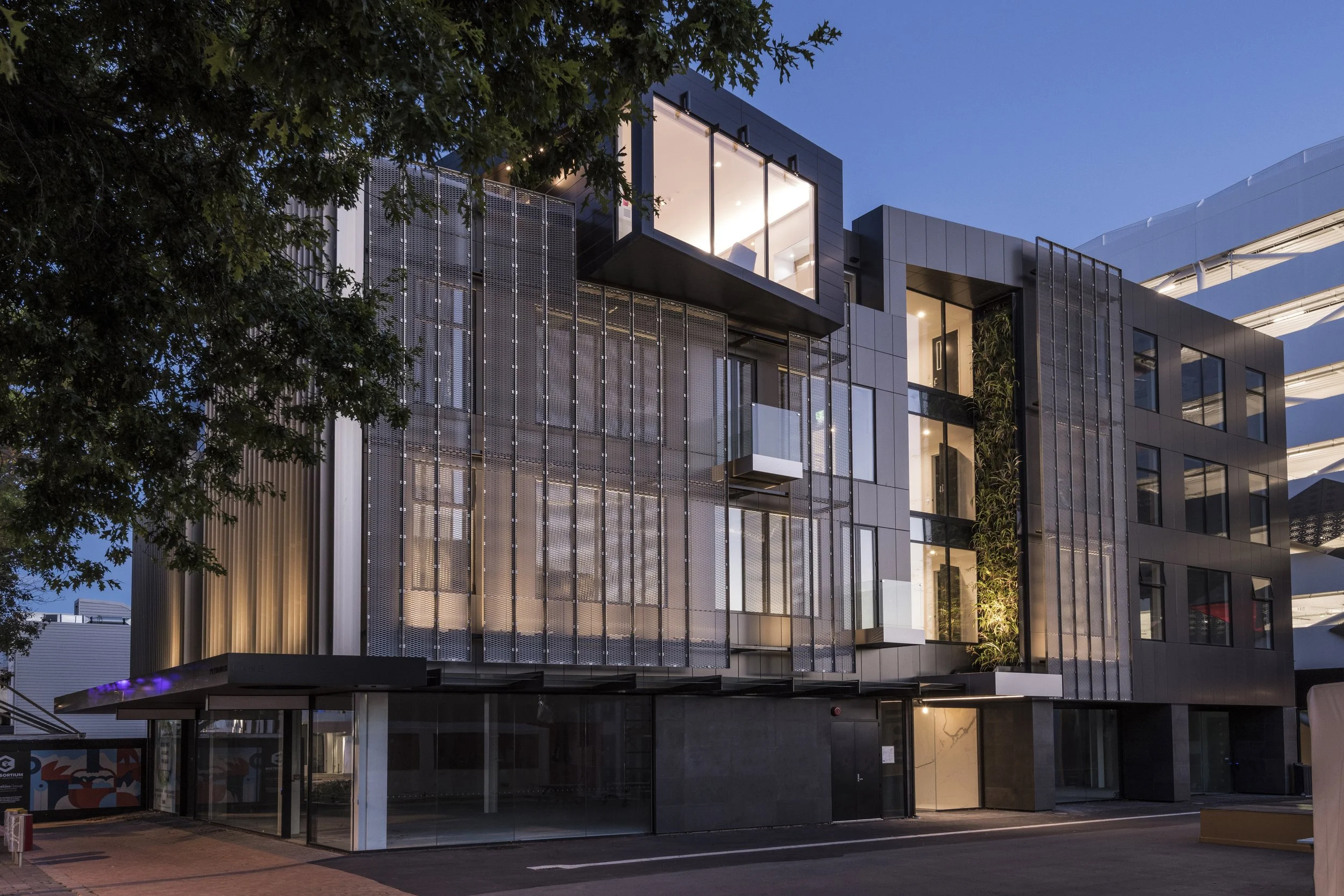 Cashel Mall Christchurch multi use commercial rebuild with bronze fins – AW Architects