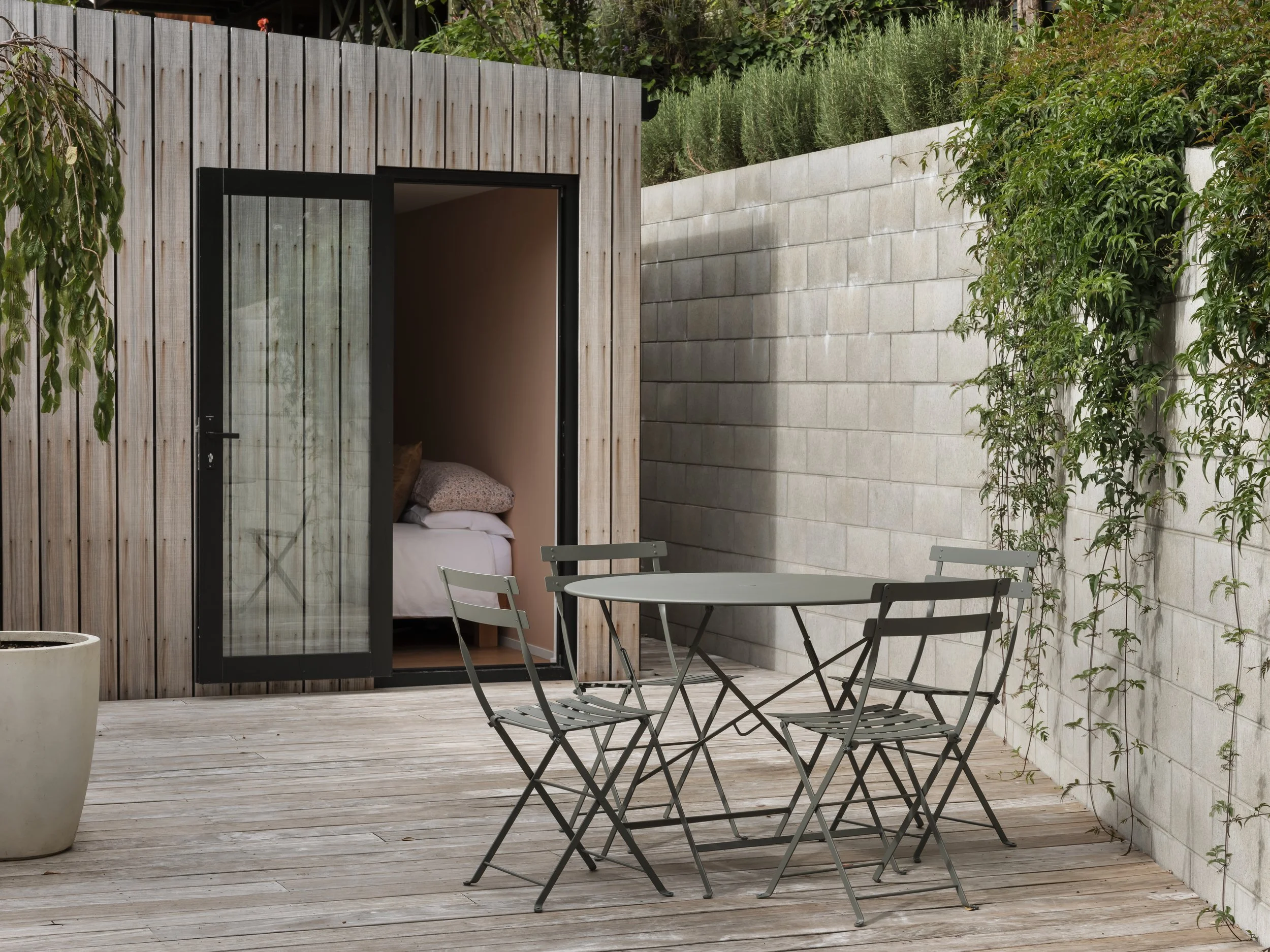 Sumner Valley Christchurch home with picture-frame windows – AW Architects NZIA 2023