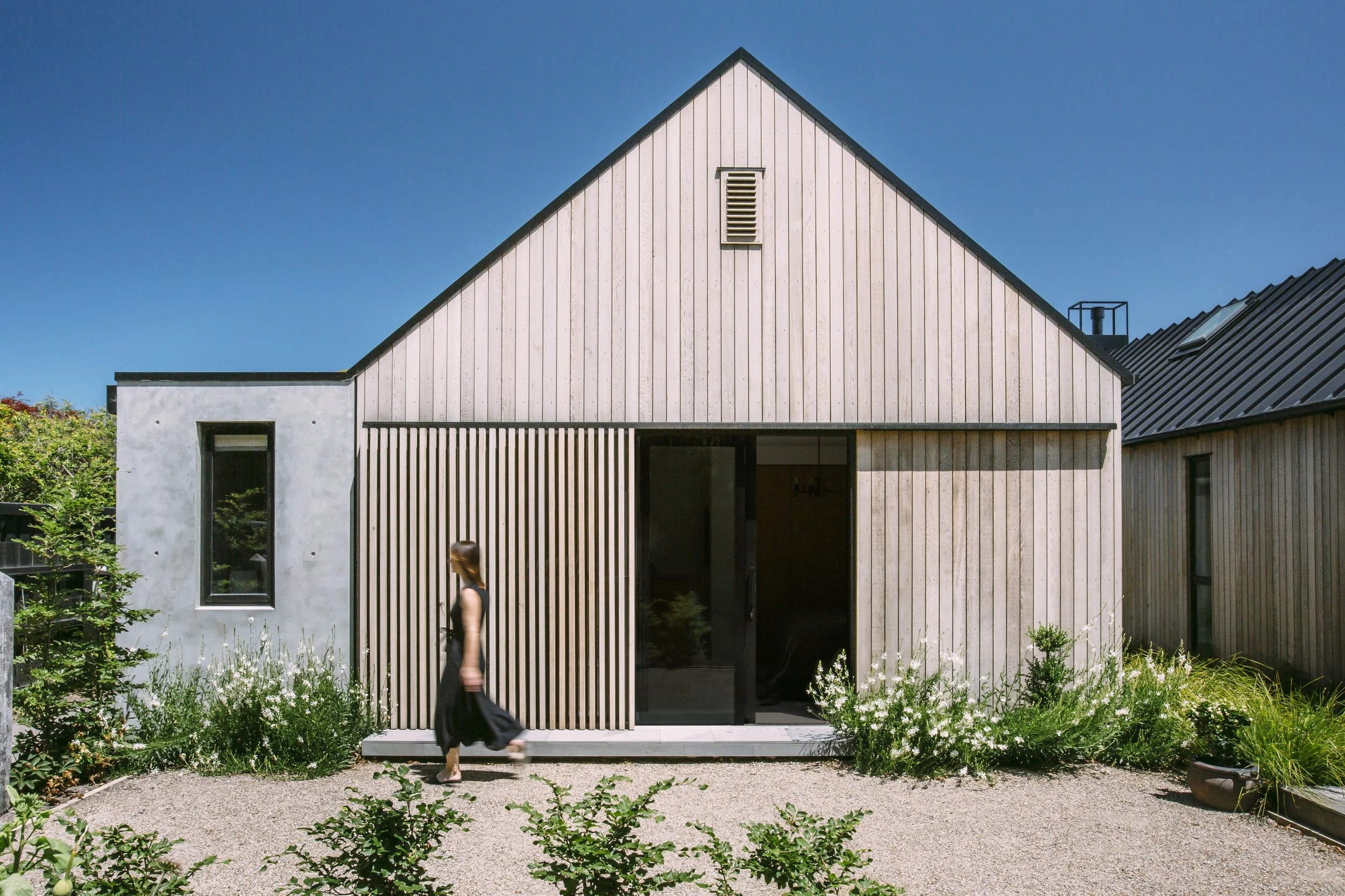 RIVER HOUSE