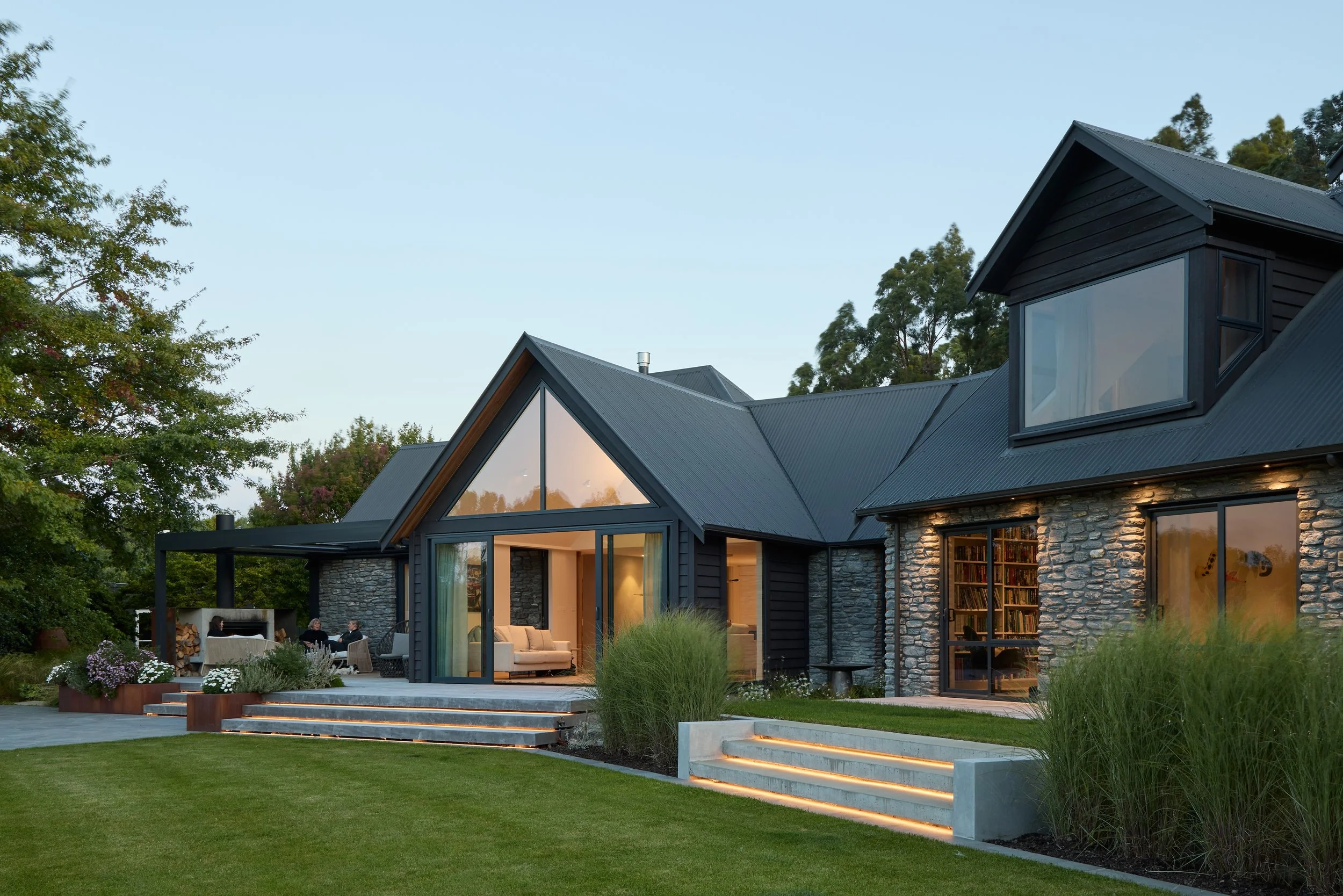 Greenslade Residence Tai Tapu – lakeside home alteration with oak, cedar and clay plaster interiors by AW Architects (2026)