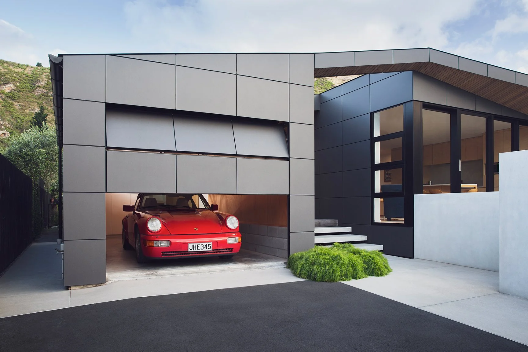 Sumner Suburban Cottage – prefabricated Christchurch home with oak floors and birch interiors by AW Architects (2022)
