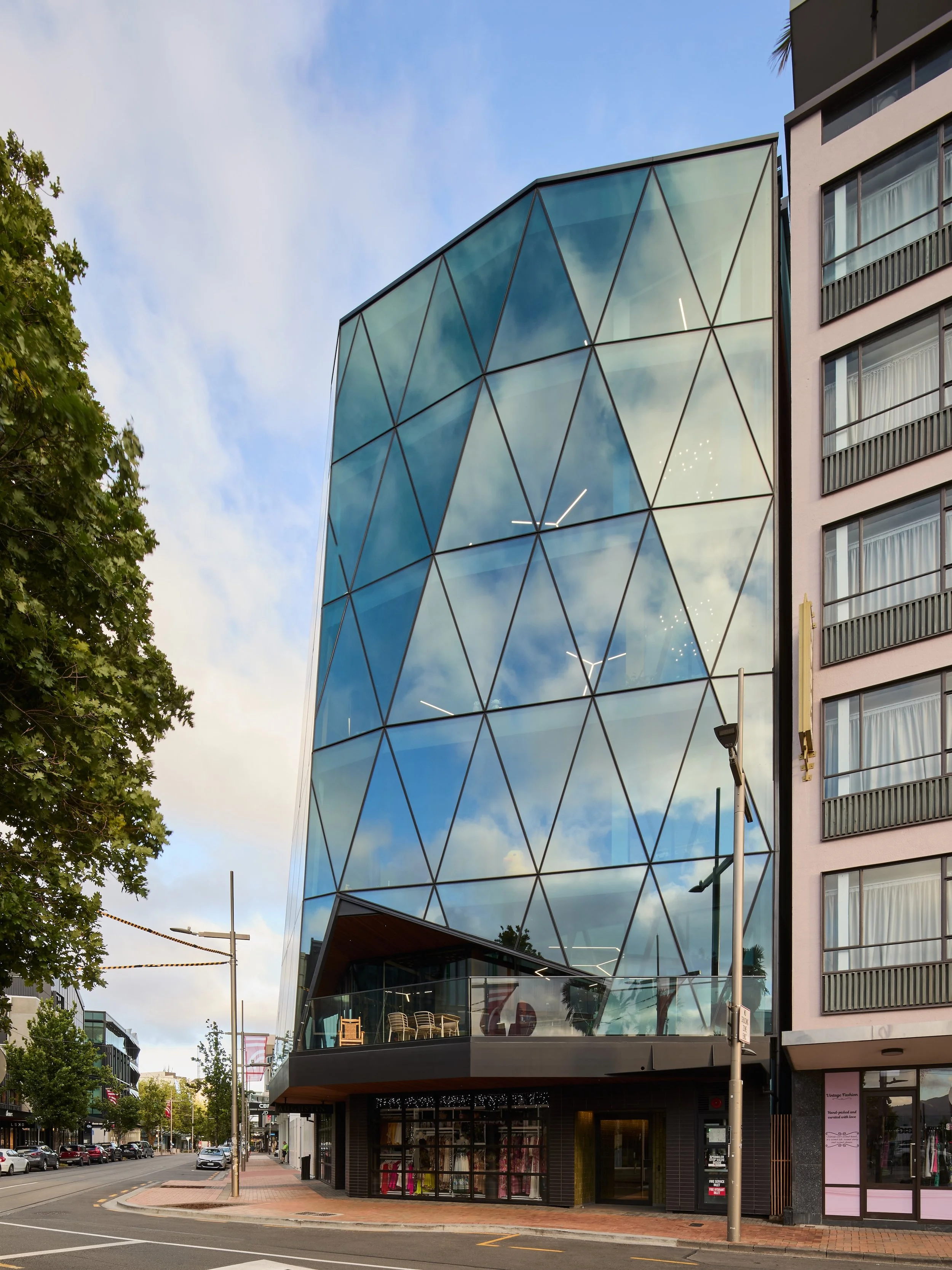 200 High Street Ōtautahi Christchurch – seven-level mixed-use building with folding glazed façade by AW Architects (2026)
