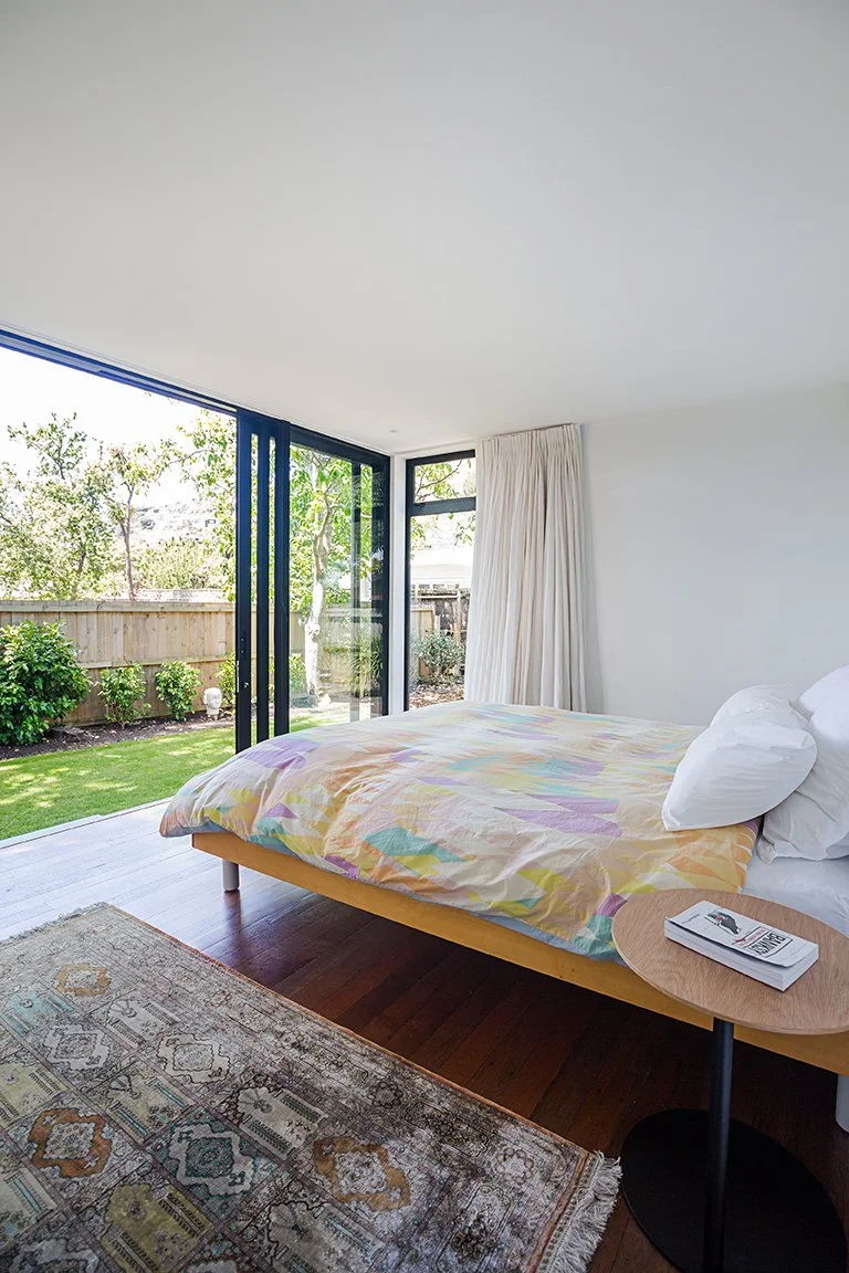 Sumner House – Christchurch rebuild home with maple courtyard and recycled materials by AW Architects (2016)