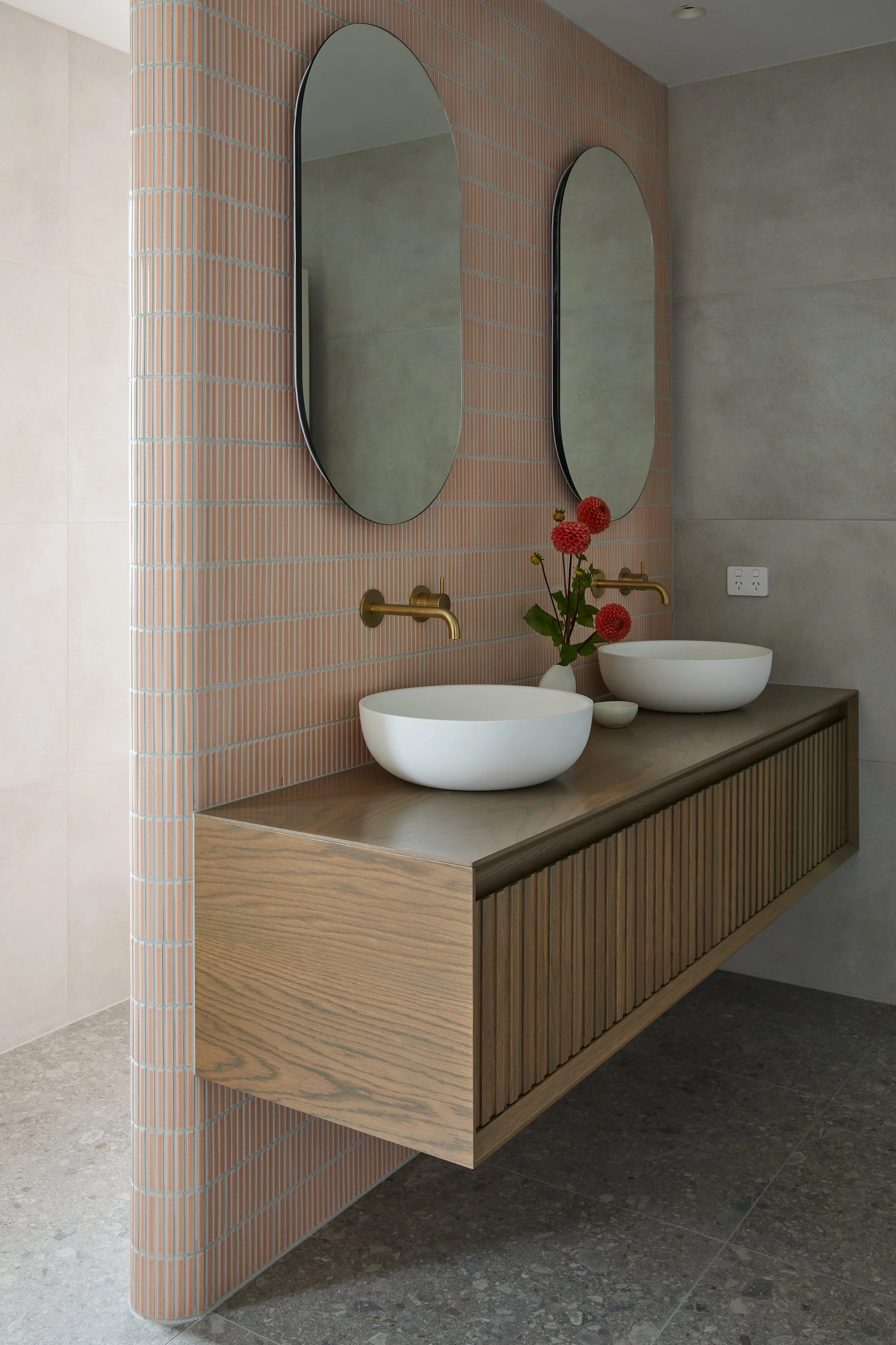 Strowan Christchurch villa renovation with modern lighting – AW Architects Home Finalist 2024