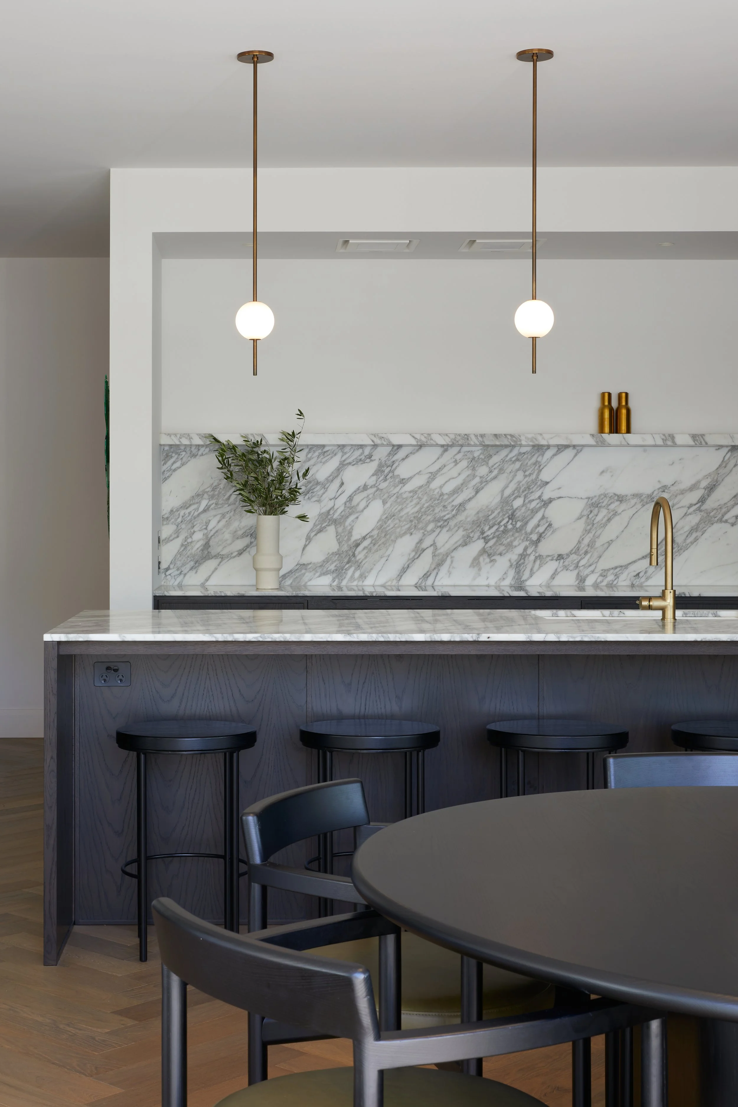 Strowan Christchurch villa renovation with modern lighting – AW Architects Home Finalist 2024