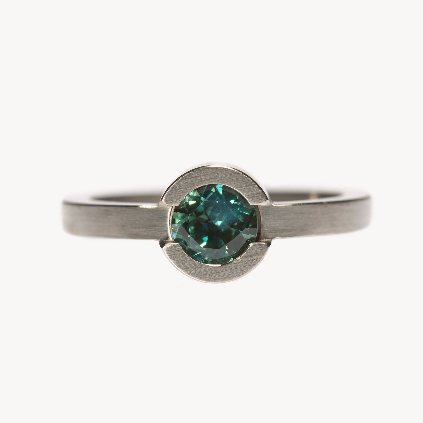 circular-solitaire-18W-teal.jpg