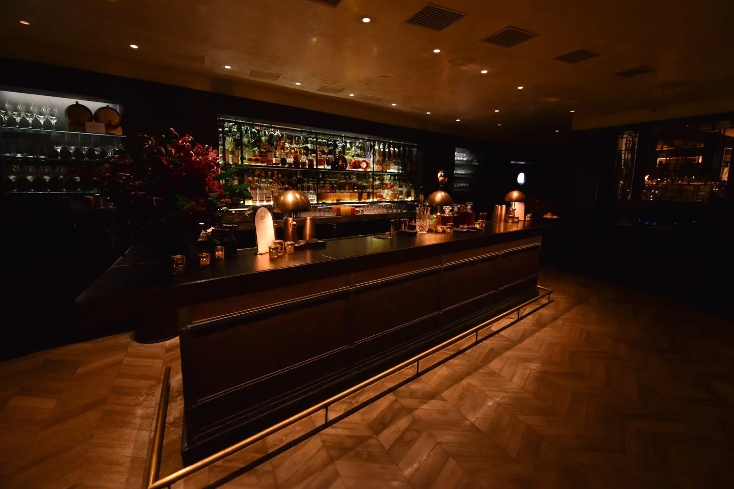 A beautiful evening scored by Jay Kelly. ⭐🎹🍸

Jay Kelly Tastemaker Event | Los Angeles | 12.03.2025