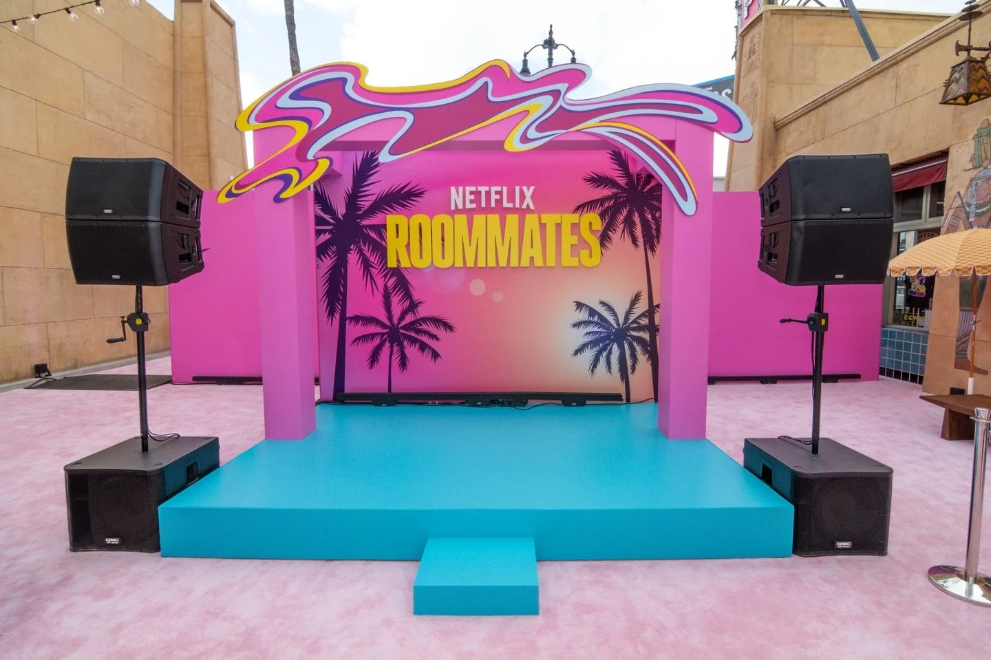 One premiere. Zero boundaries. 🛏️👯&zwj;♀️🏫

Roommates Premiere | Los Angeles | 4.13.26