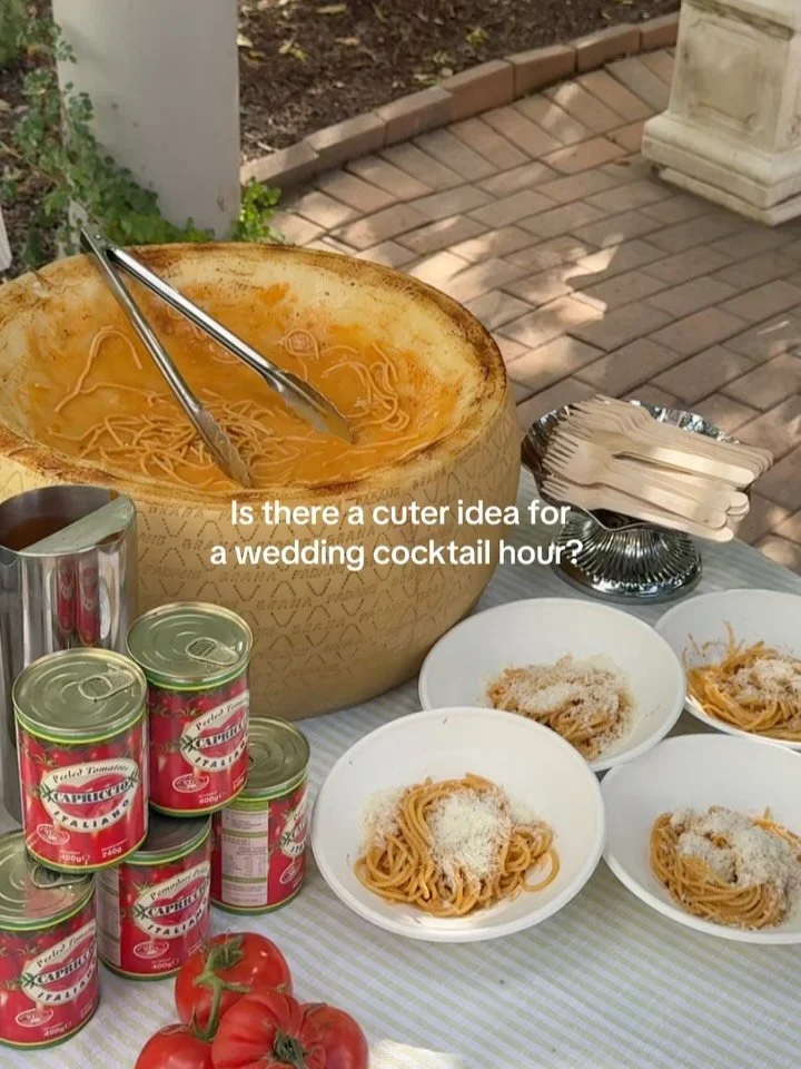 When your friends have impeccable (and delicious) taste at their wedding.. a happier guest one will not find (swipe for proof🍝🐷)