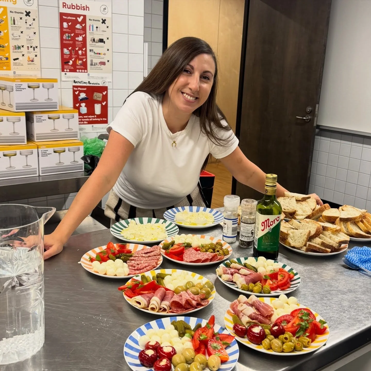Hiiiii it&rsquo;s me👋🏼 And I thought I better reintroduce myself for those who are new around here..

🍝 I&rsquo;m Rach and I run Bookatini!
🍝 The idea for this lil bookclub for pasta lovers was born from a want for something more. More passion, m
