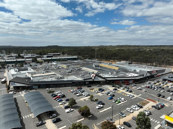 Lansell Square, Kangaroo Flat