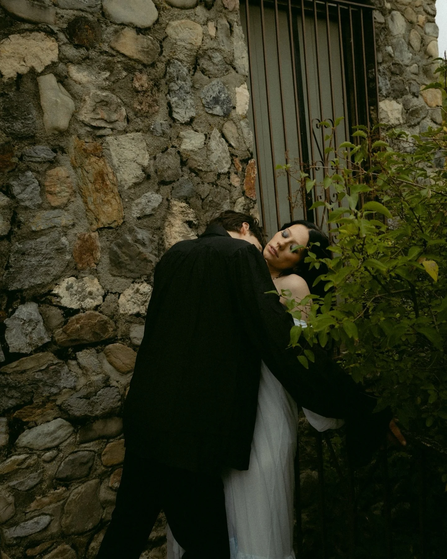 i love when a couple gives tim burton romance 🥀

i&rsquo;ve been holding onto these gems for soooo long and finally getting to posting!