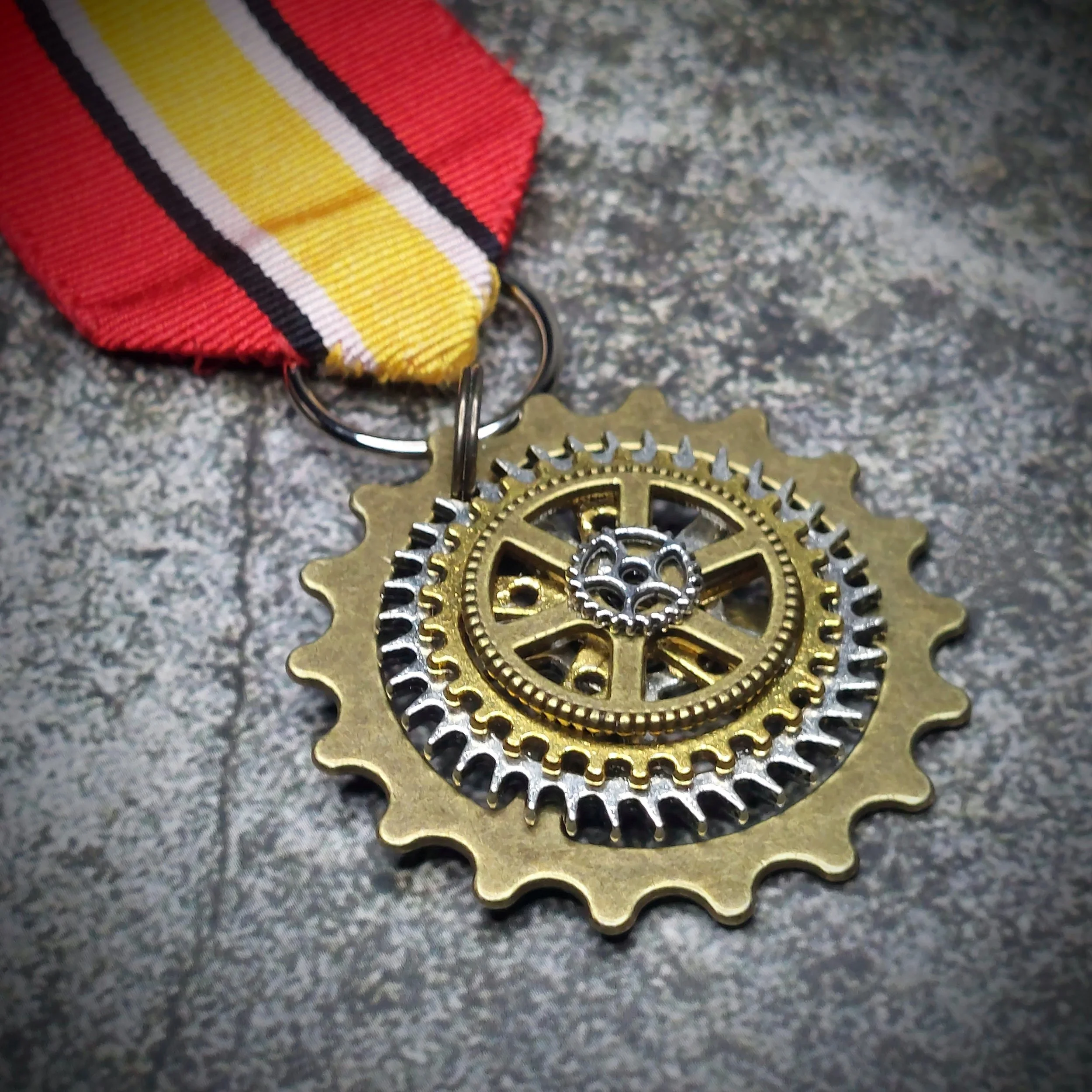 medal 1 b.jpg