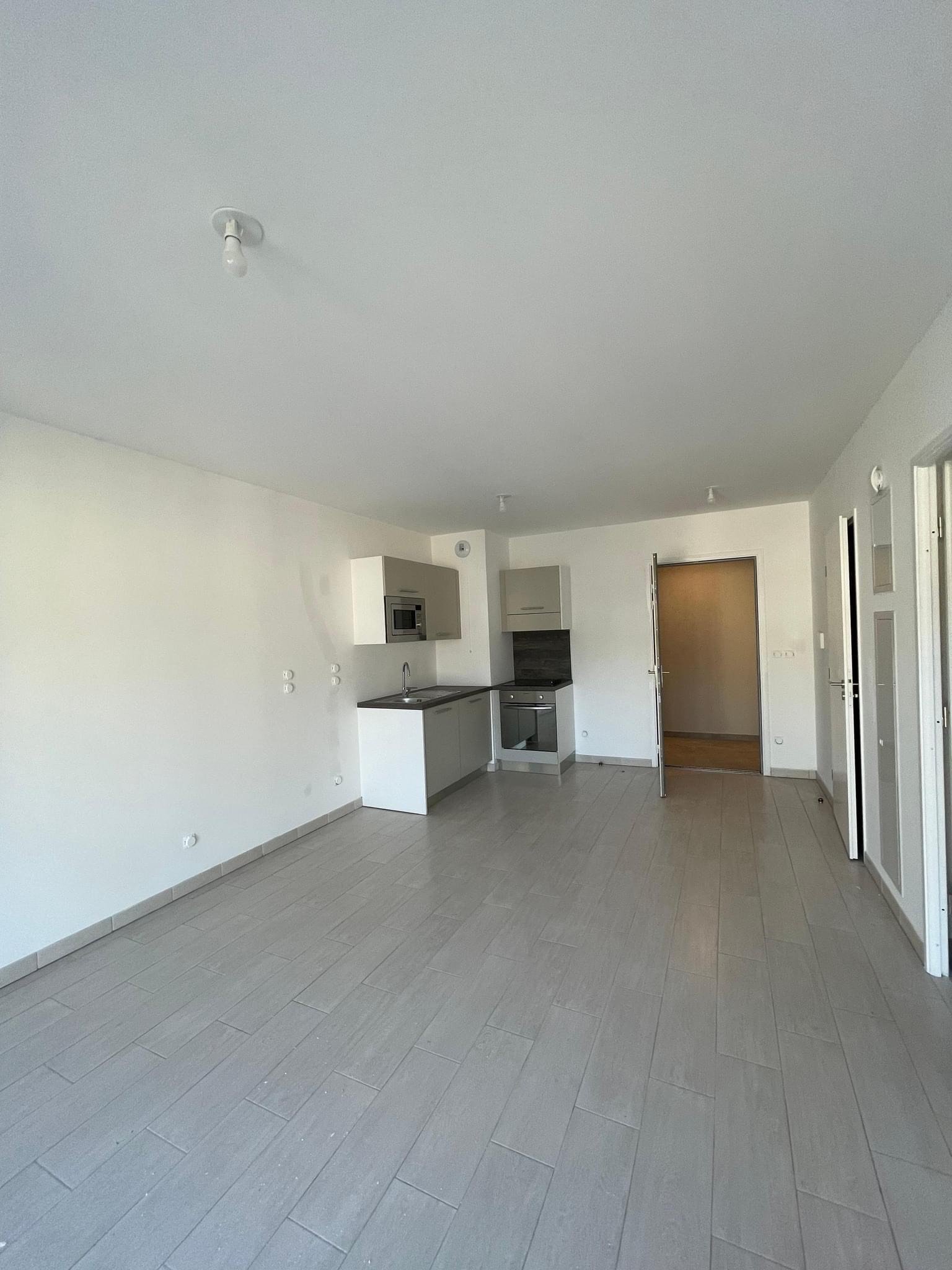 T2 - CARROS - 39 M²