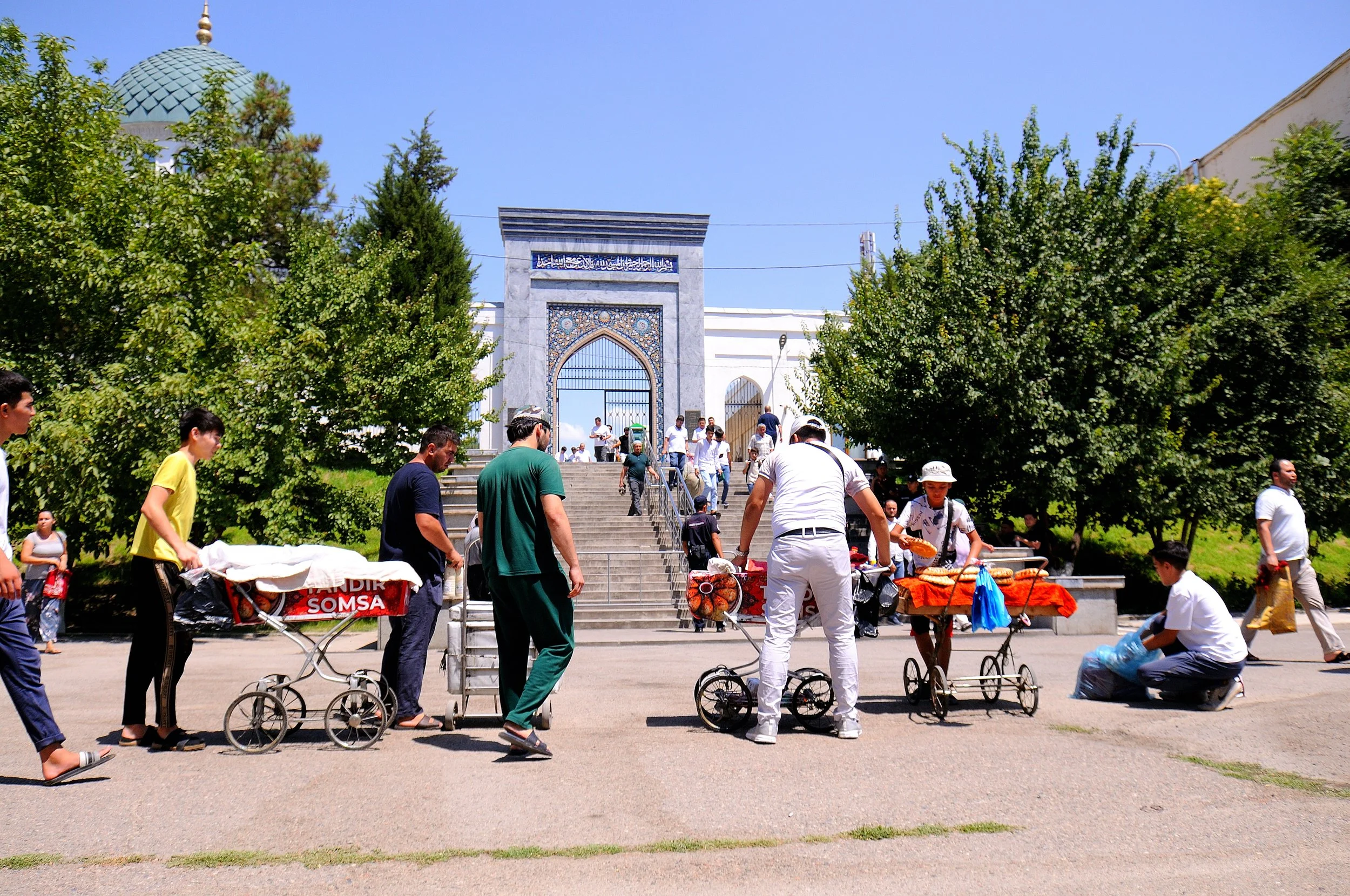 Tashkent - ingresso della Moschea Juma Khoja Akhrar Vali