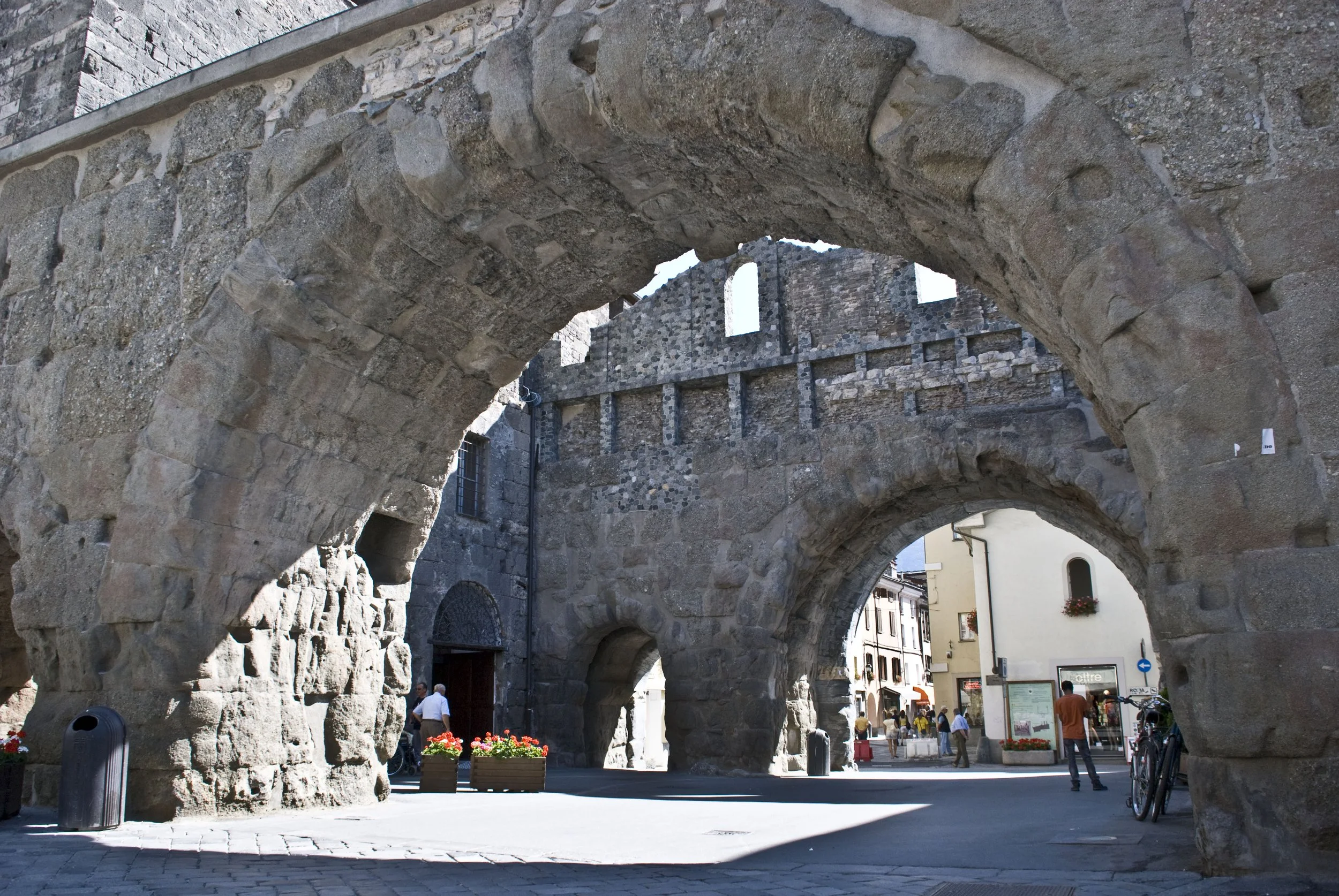 Aosta - Porta Praetoria, 25 a.C.